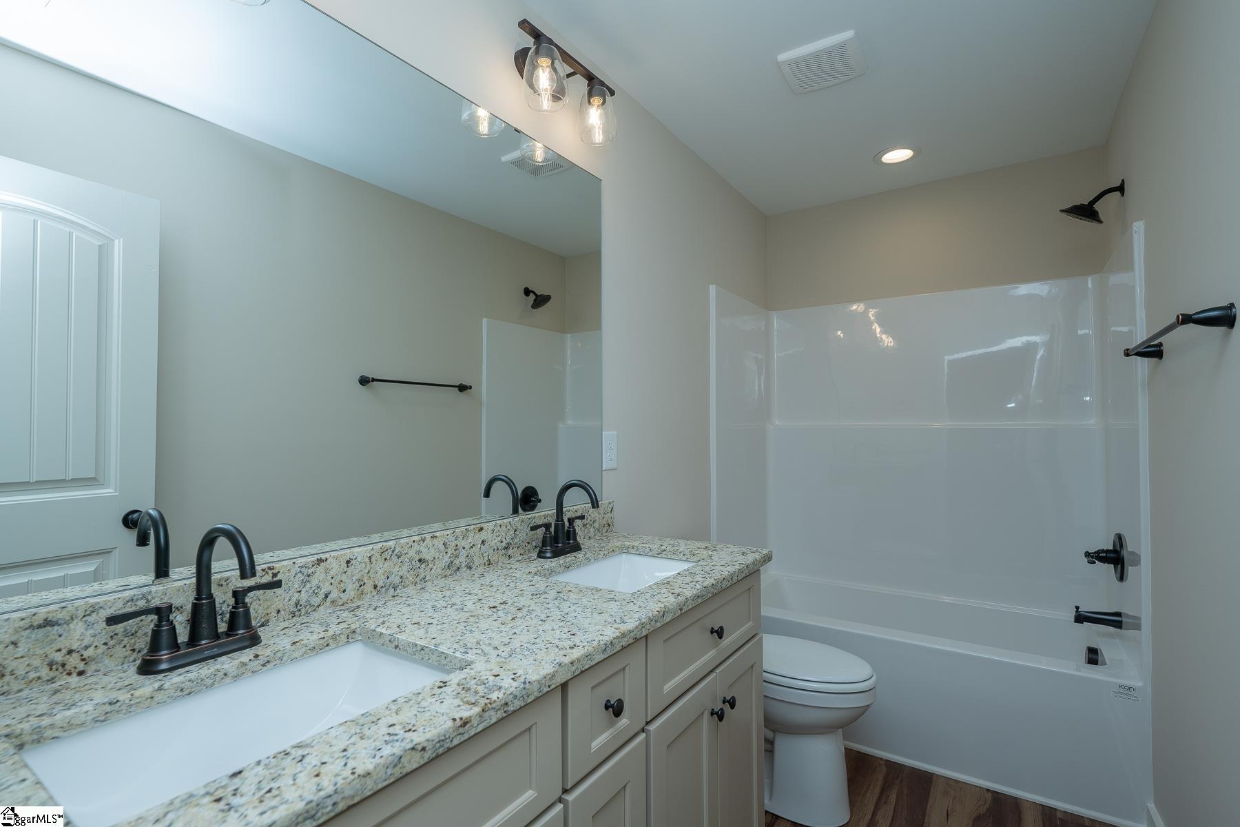 property viewer photo 21