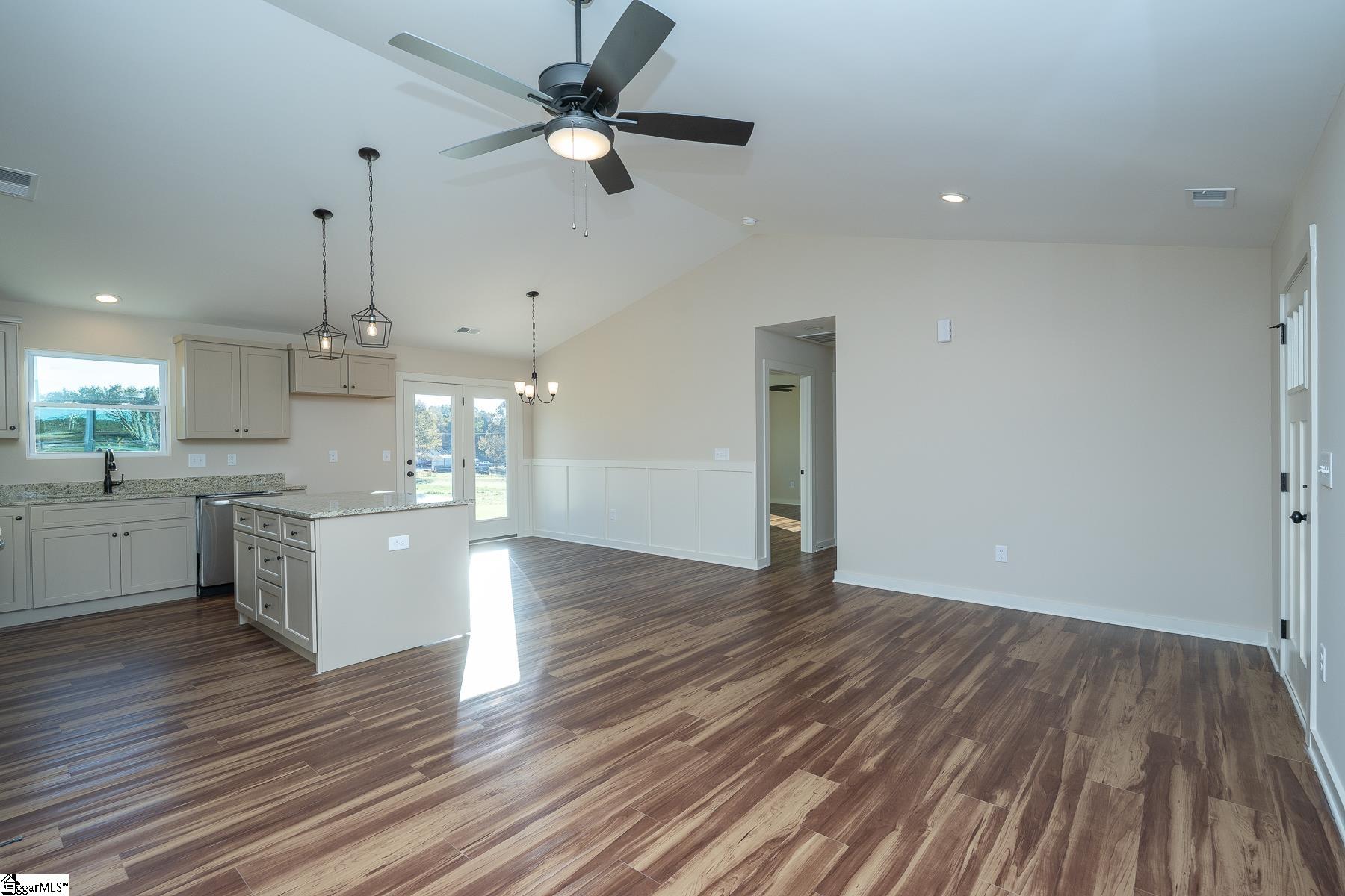 property viewer photo 5