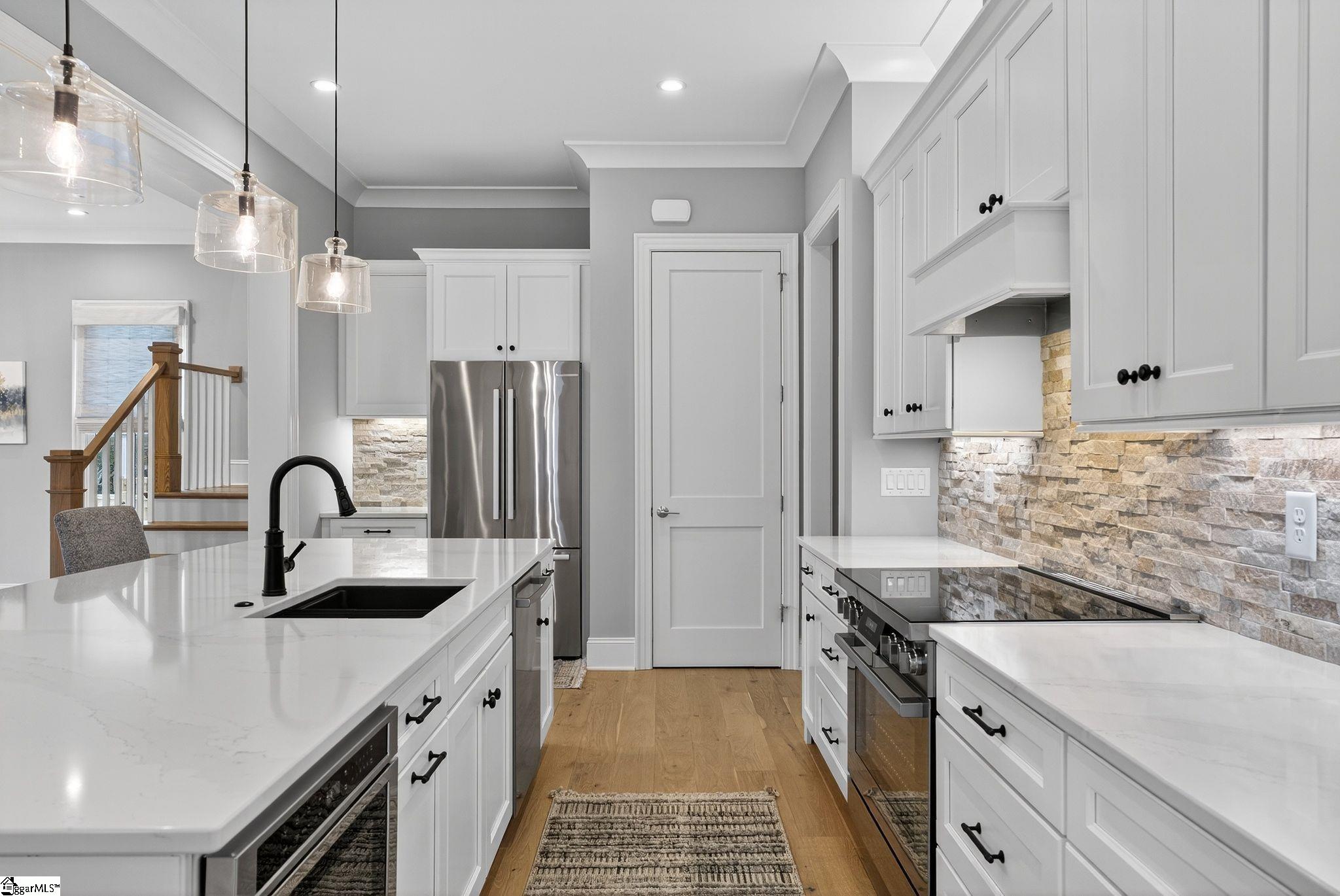 property viewer photo 20
