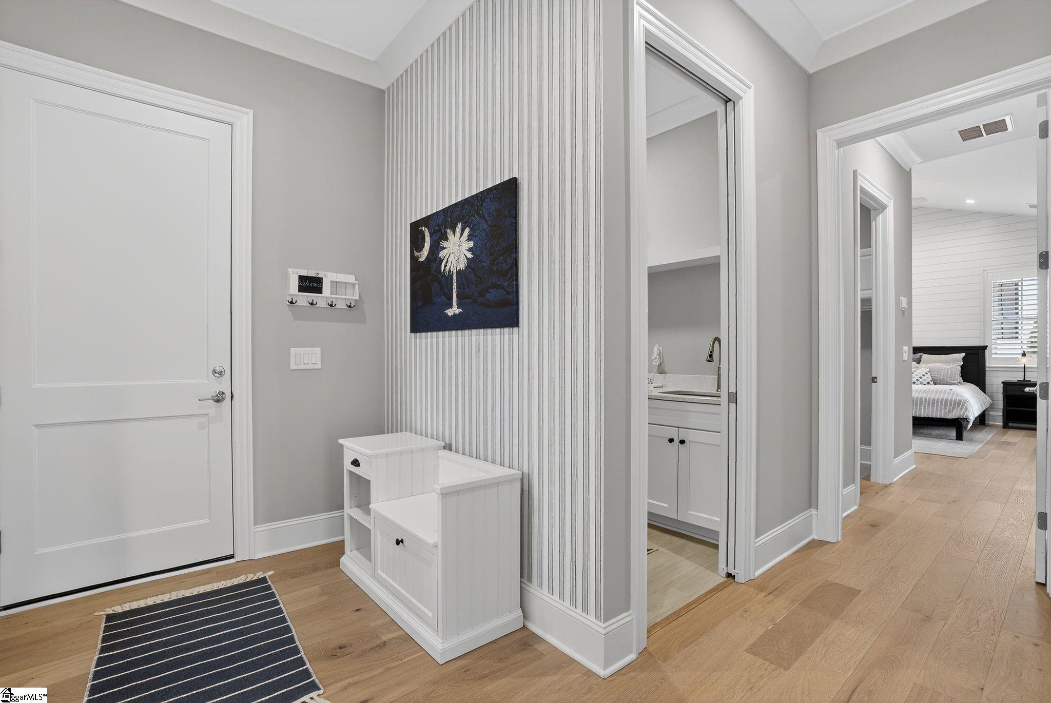 property viewer photo 24