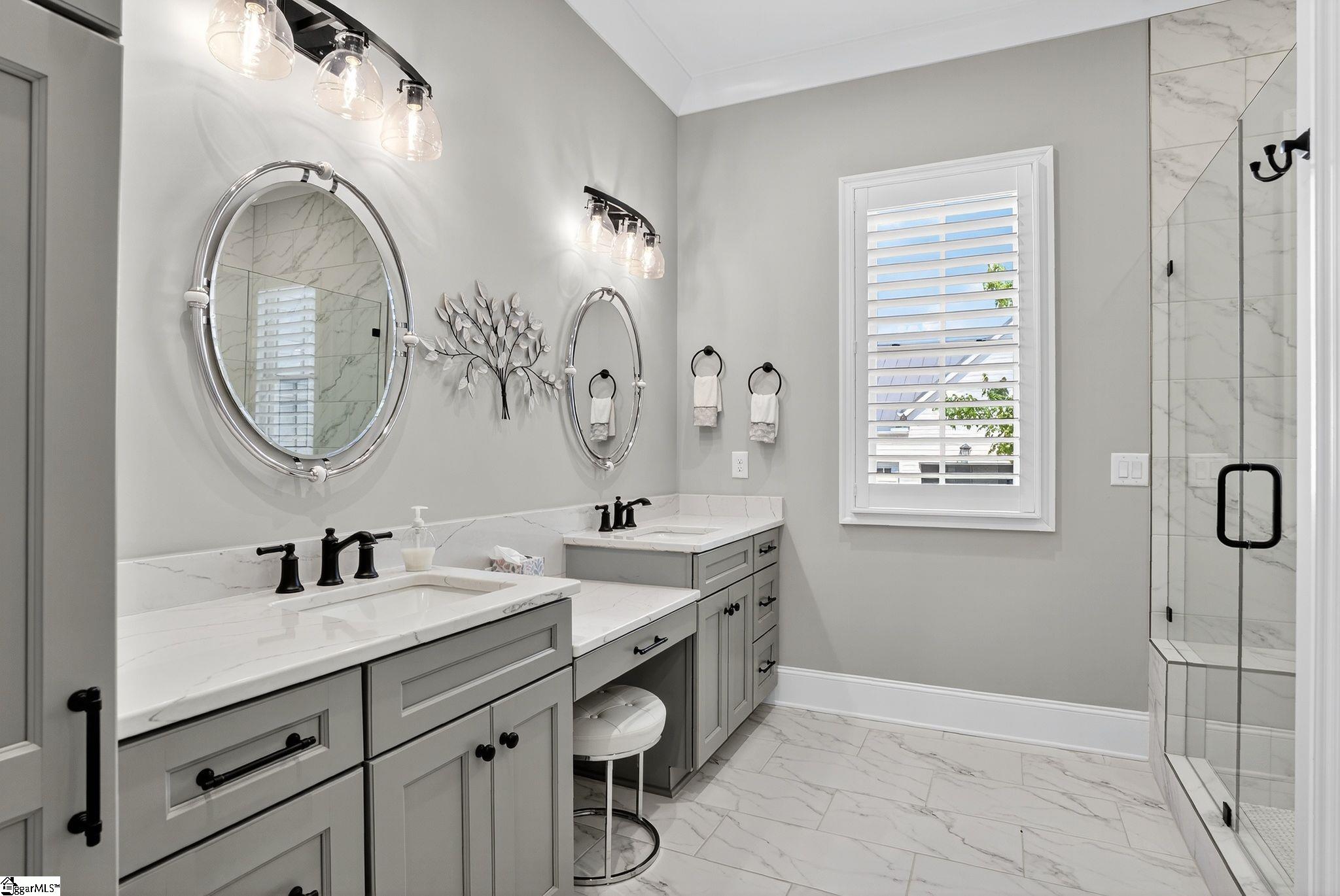 property viewer photo 31