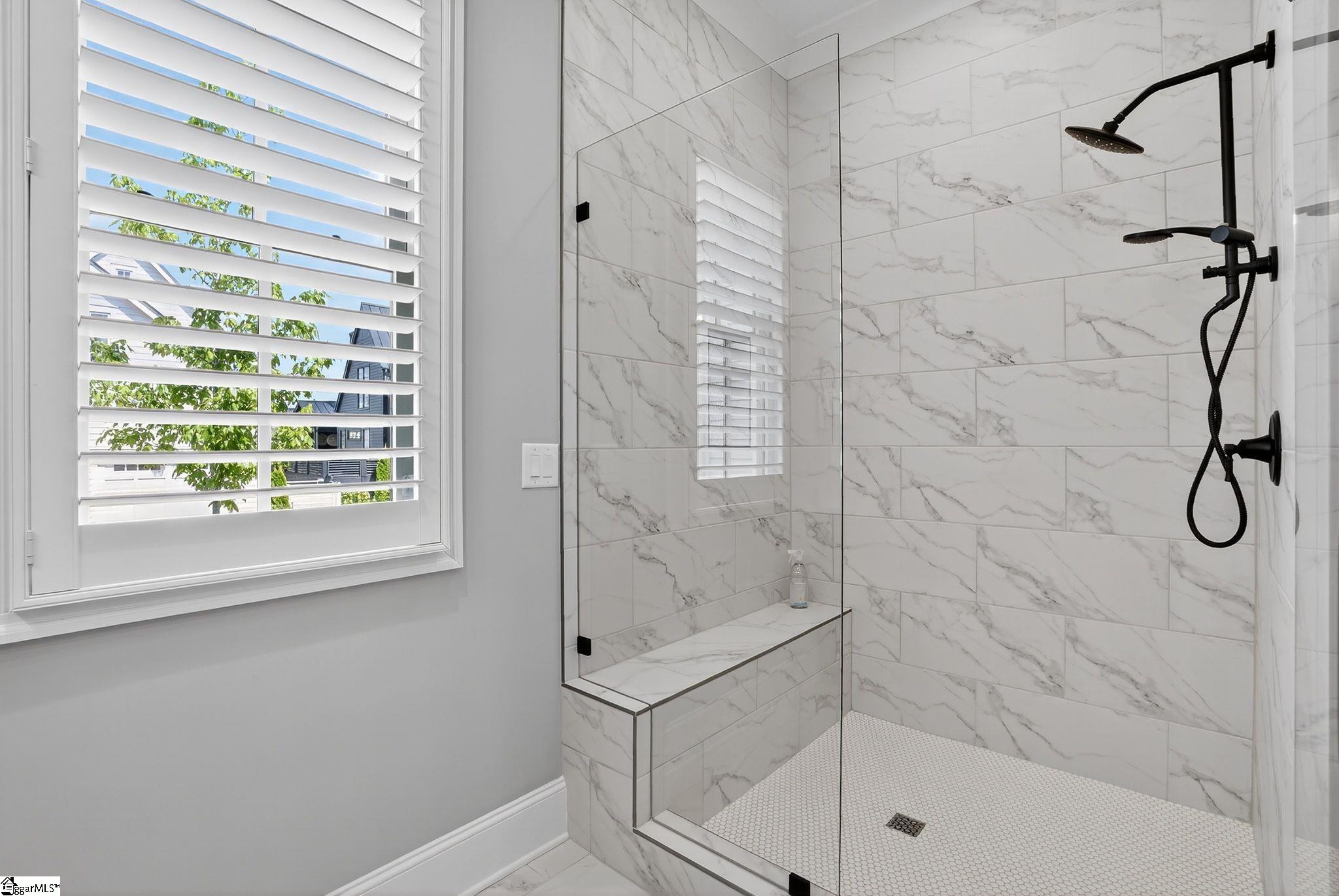property viewer photo 32