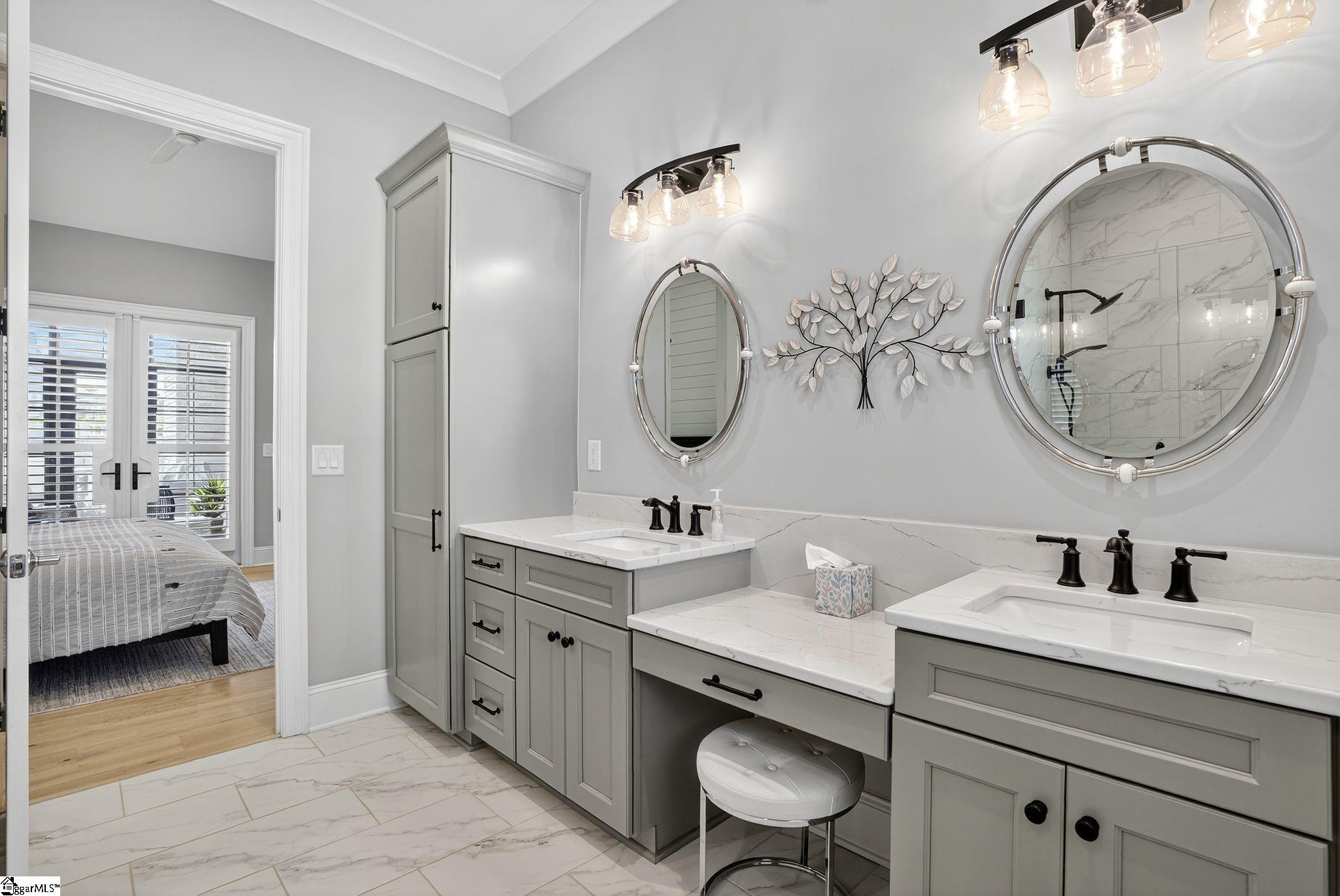 property viewer photo 33