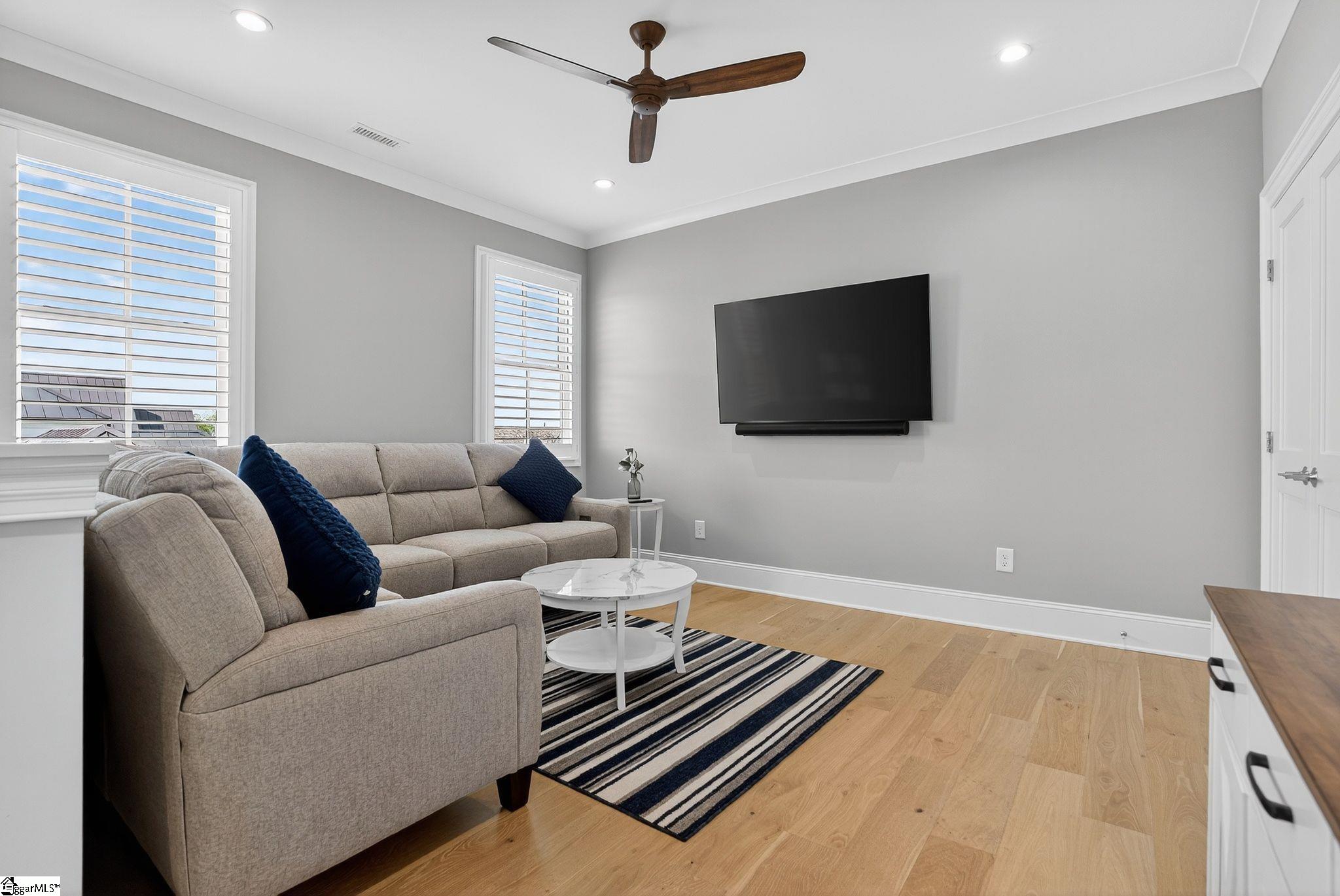 property viewer photo 37