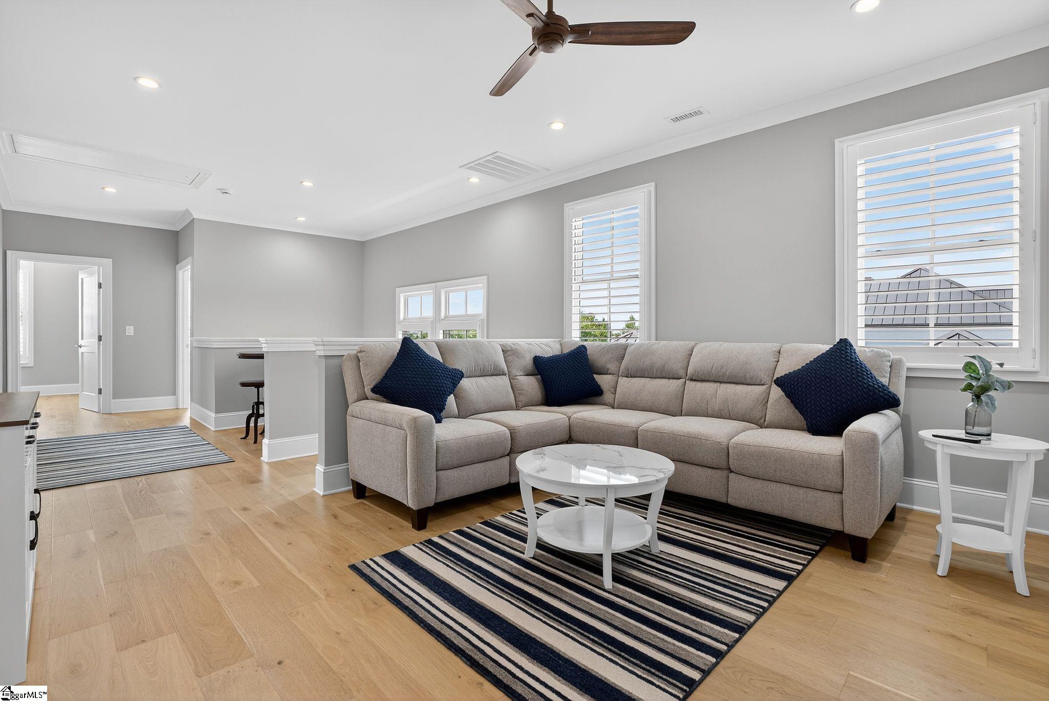 property viewer photo 38