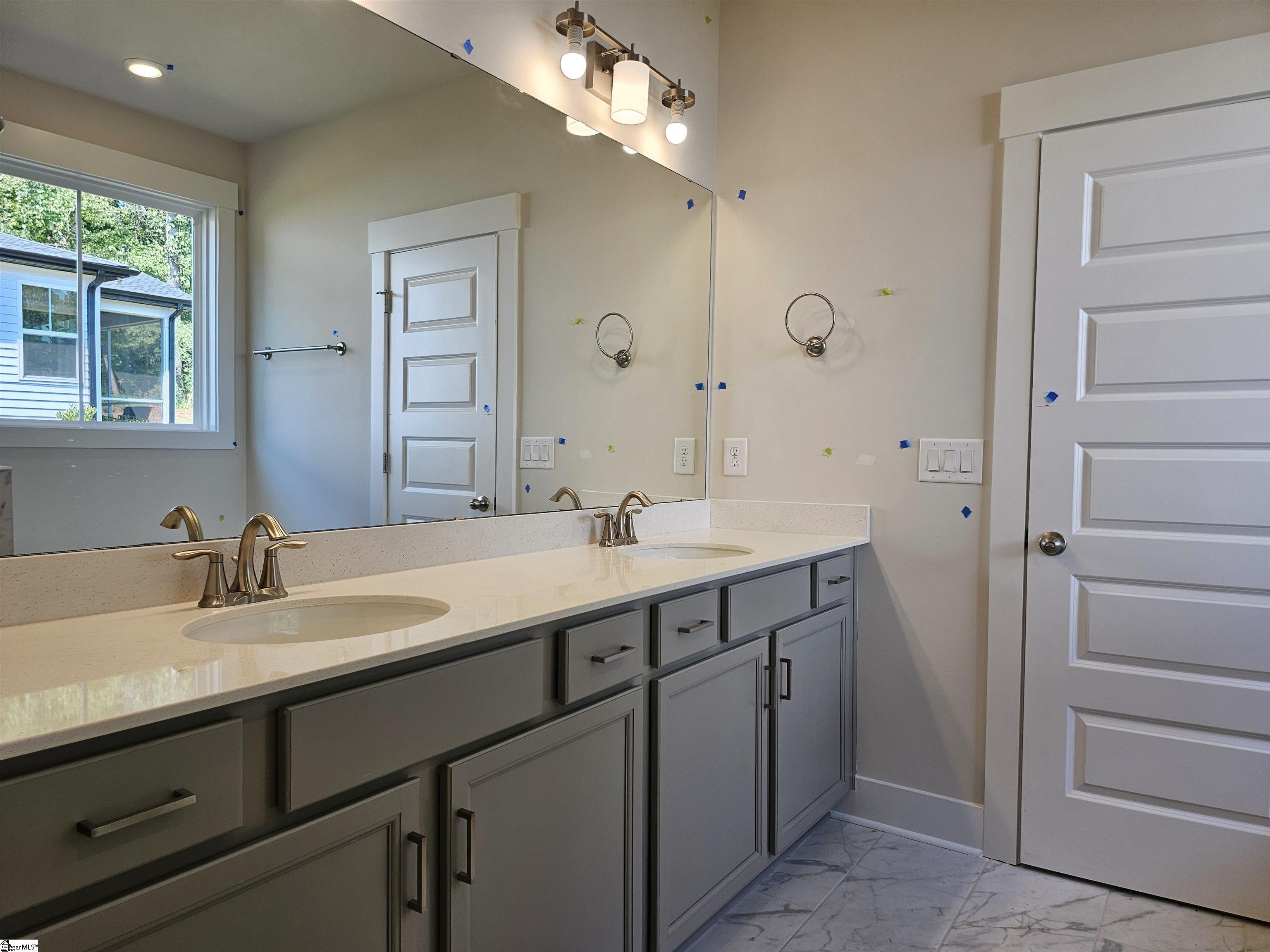 property viewer photo 12