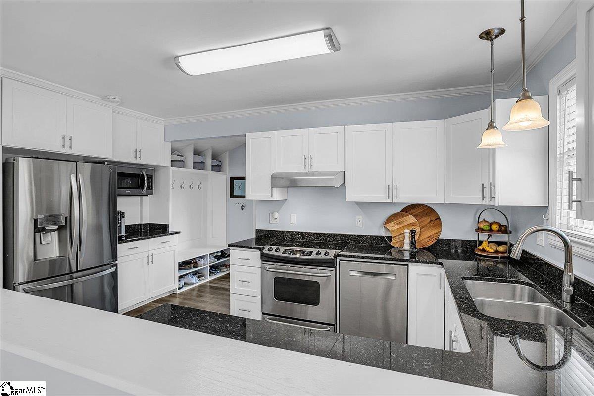 property viewer photo 4