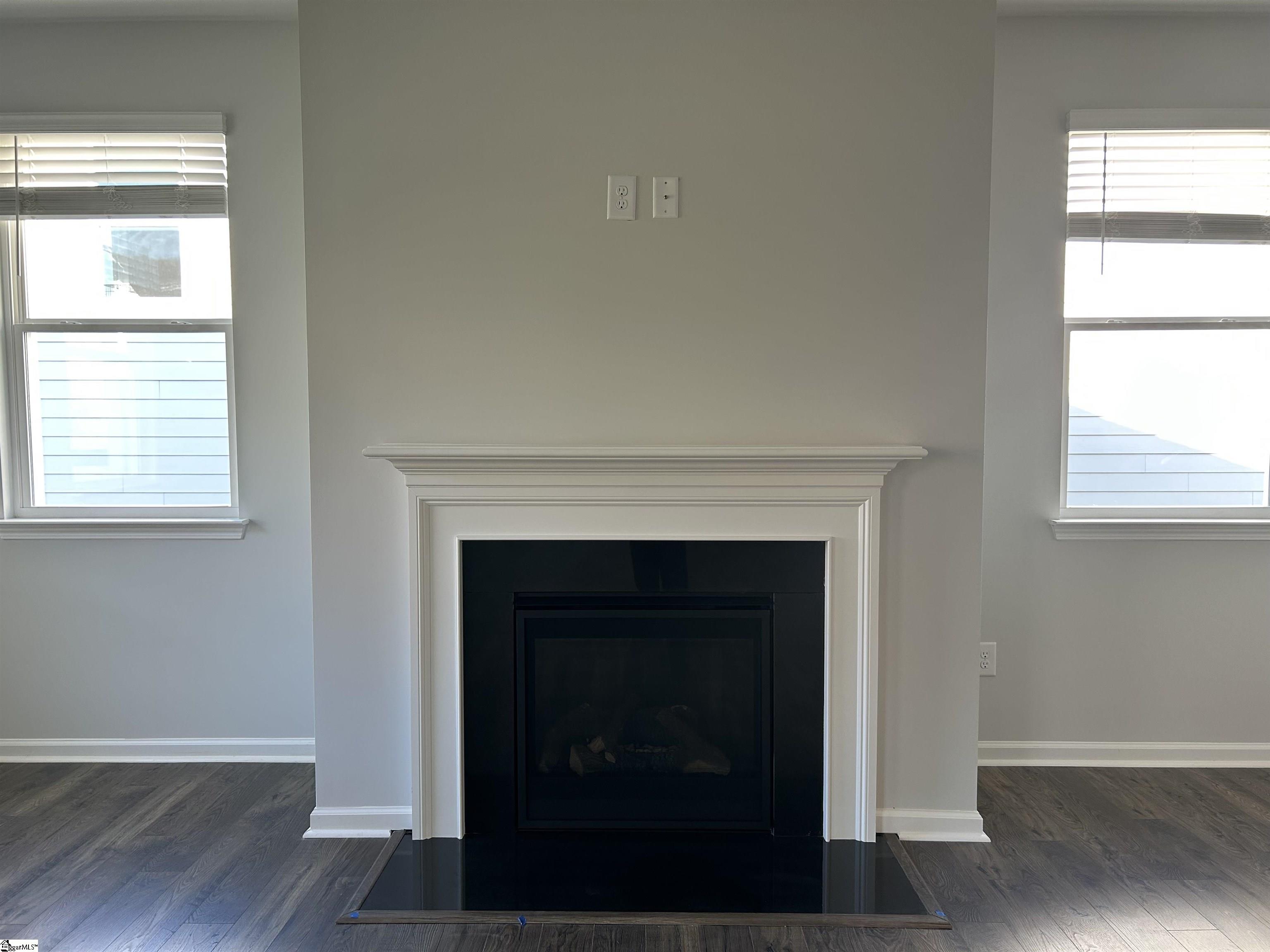 property viewer photo 6