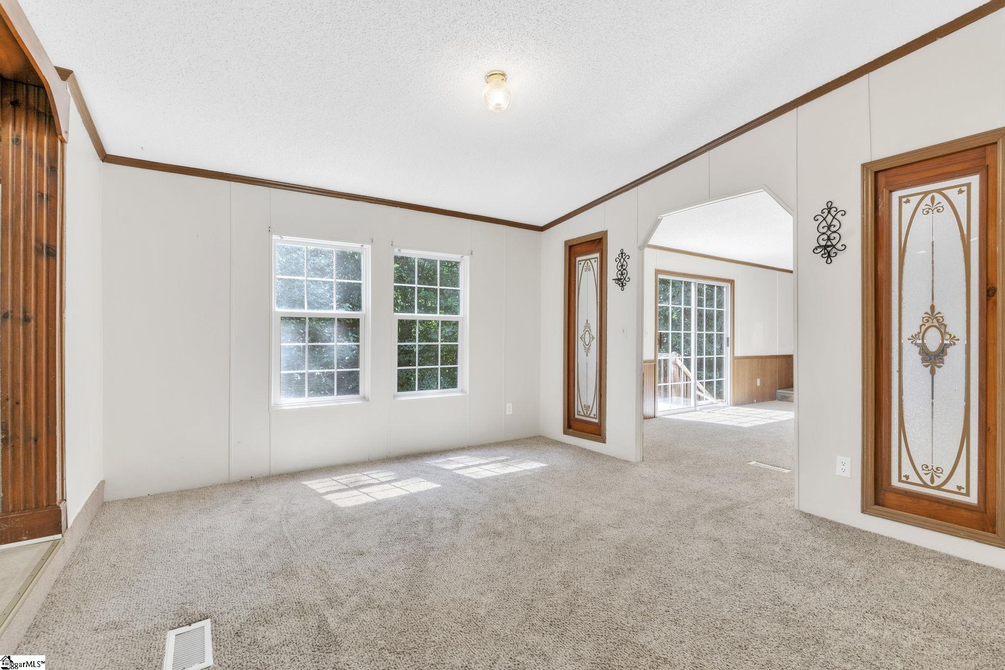 property viewer photo 2