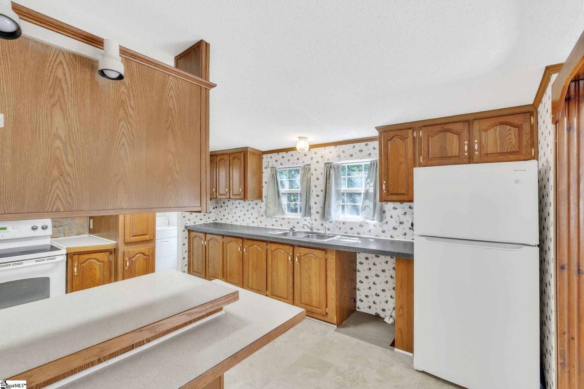 property viewer photo 7
