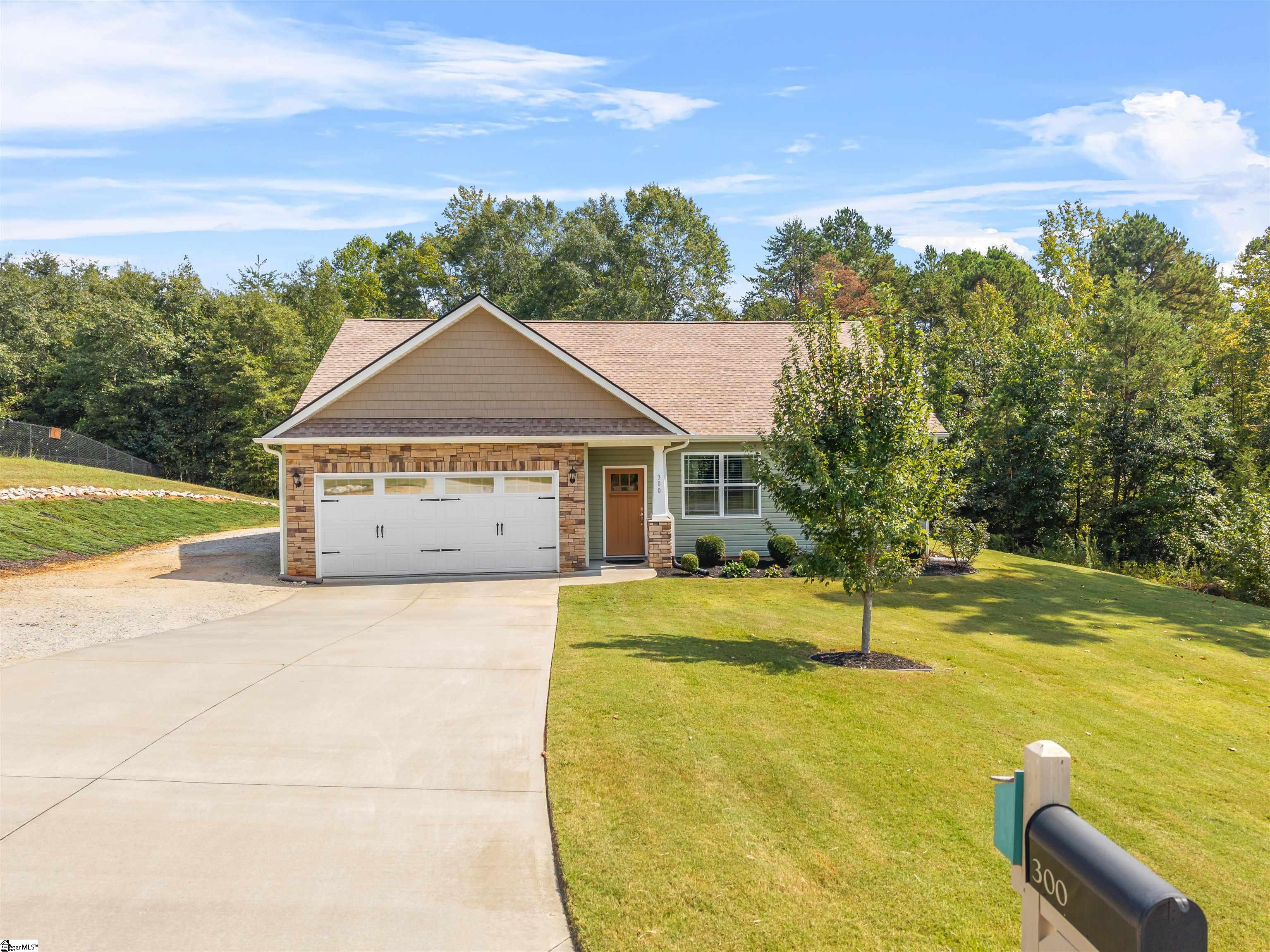 property viewer photo 1