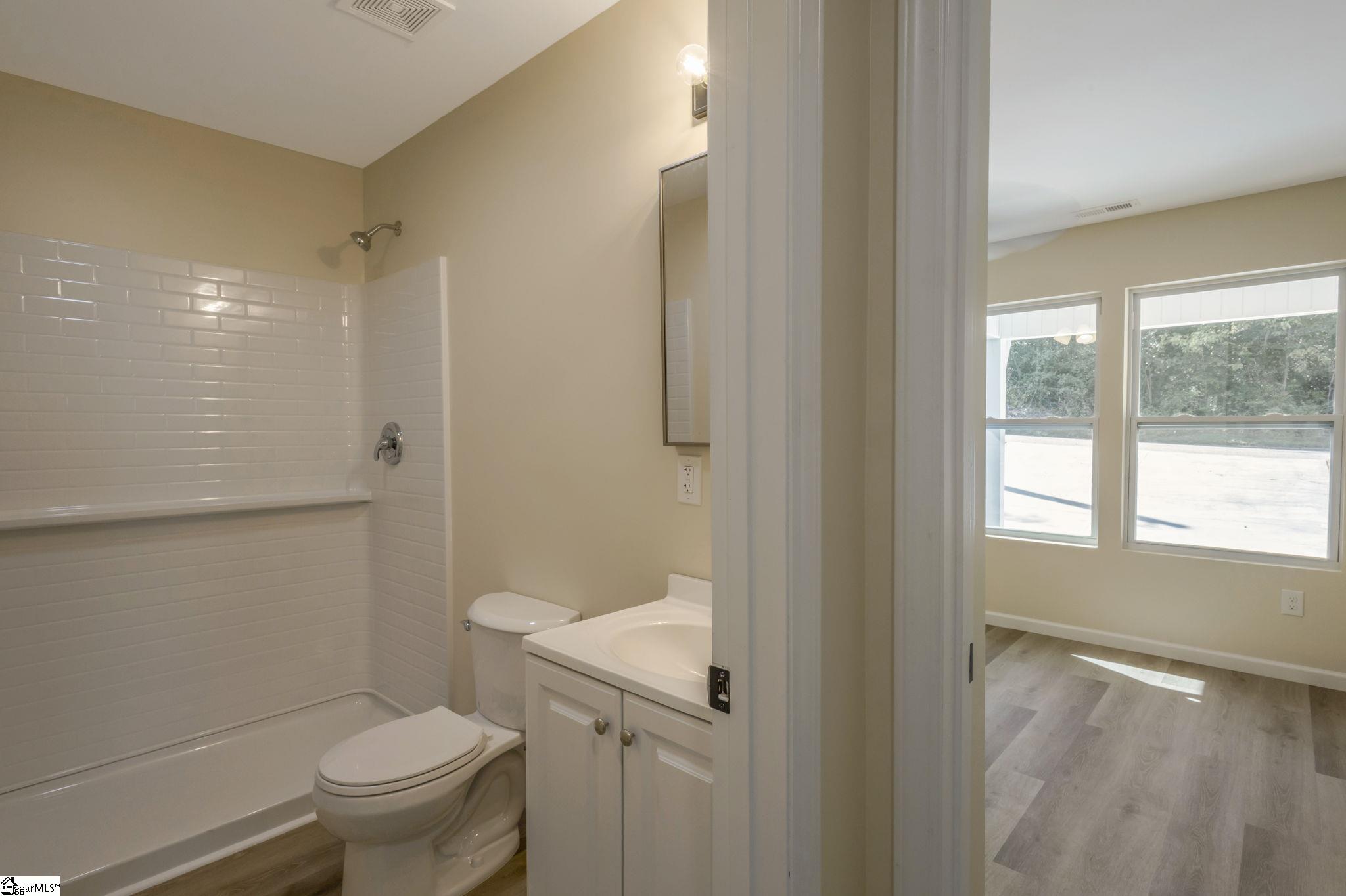 property viewer photo 11