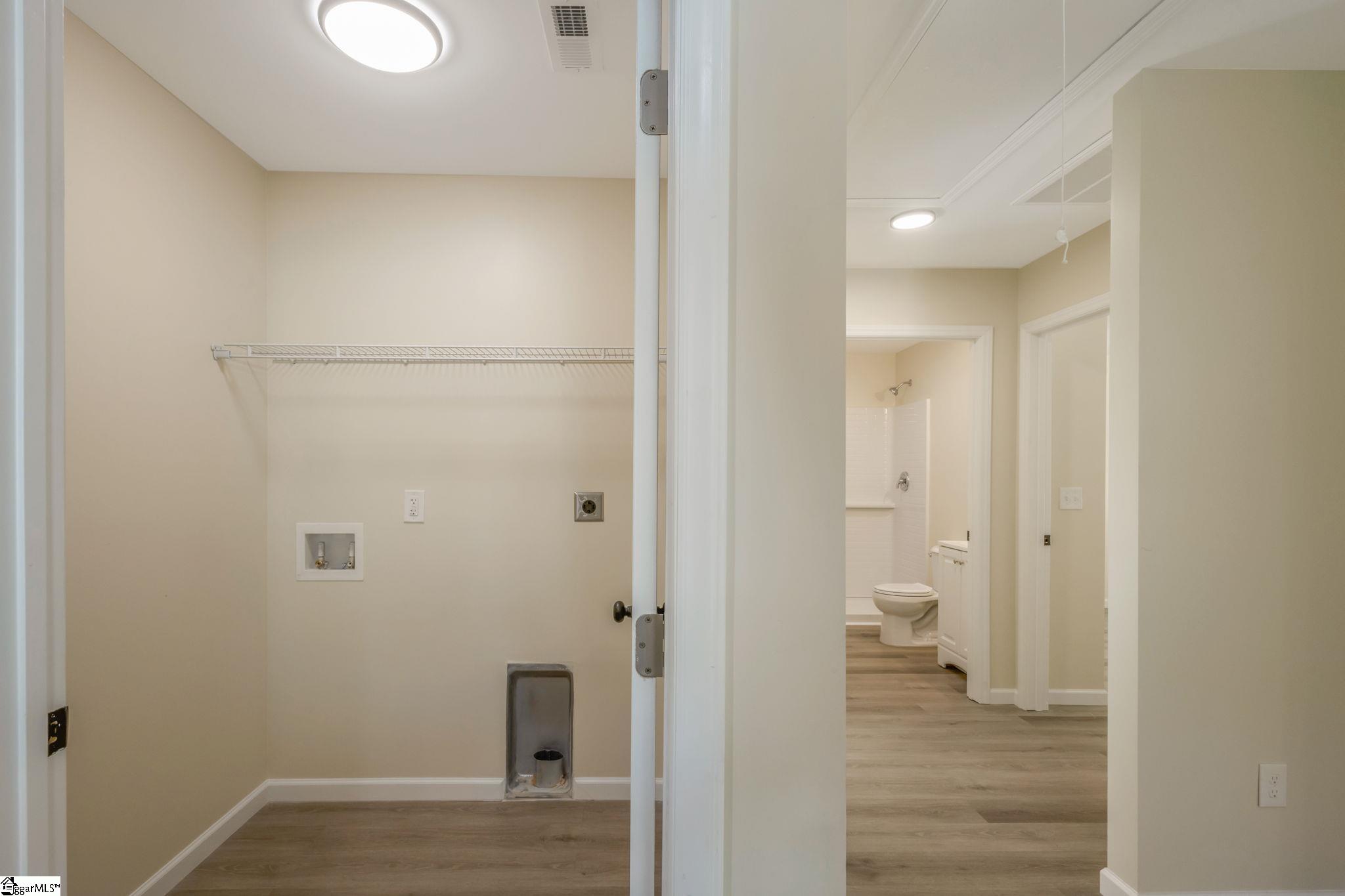 property viewer photo 9