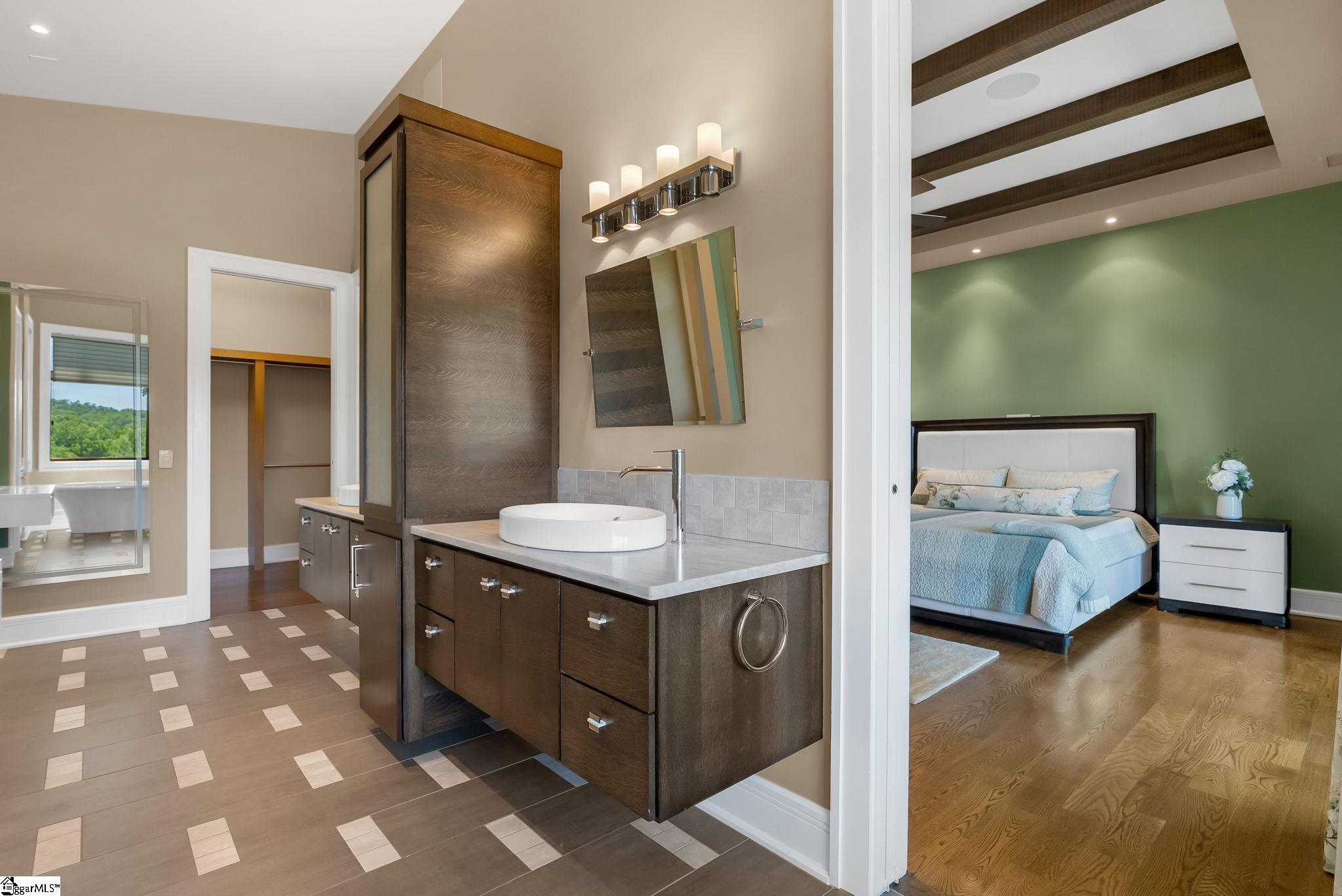 property viewer photo 21
