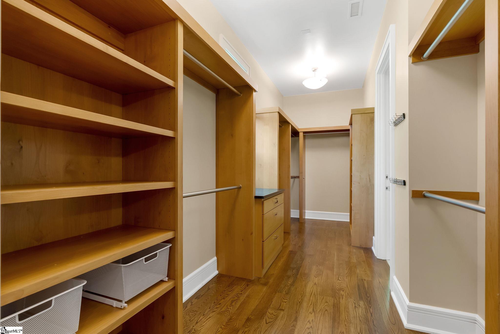 property viewer photo 24