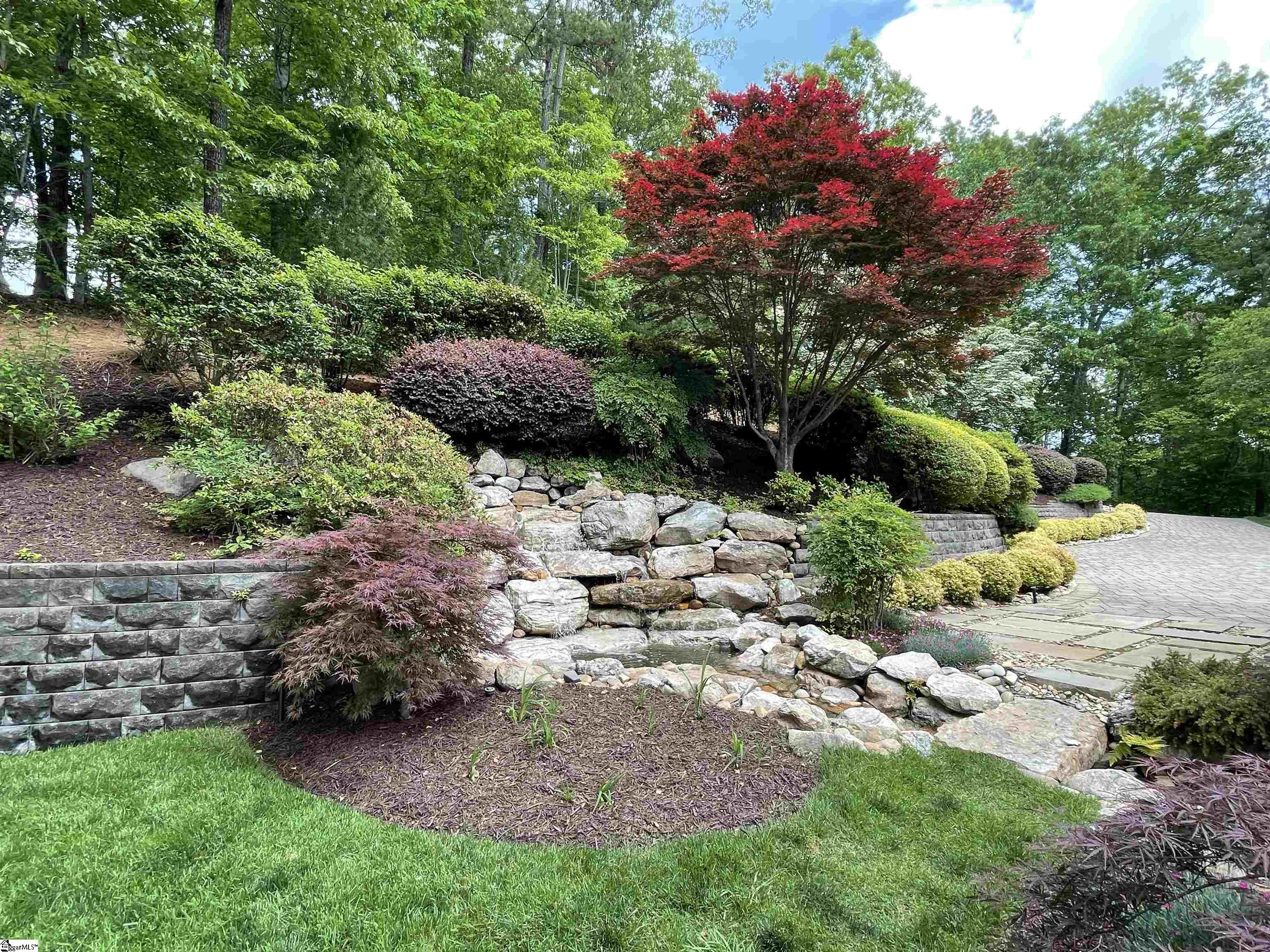 property viewer photo 3