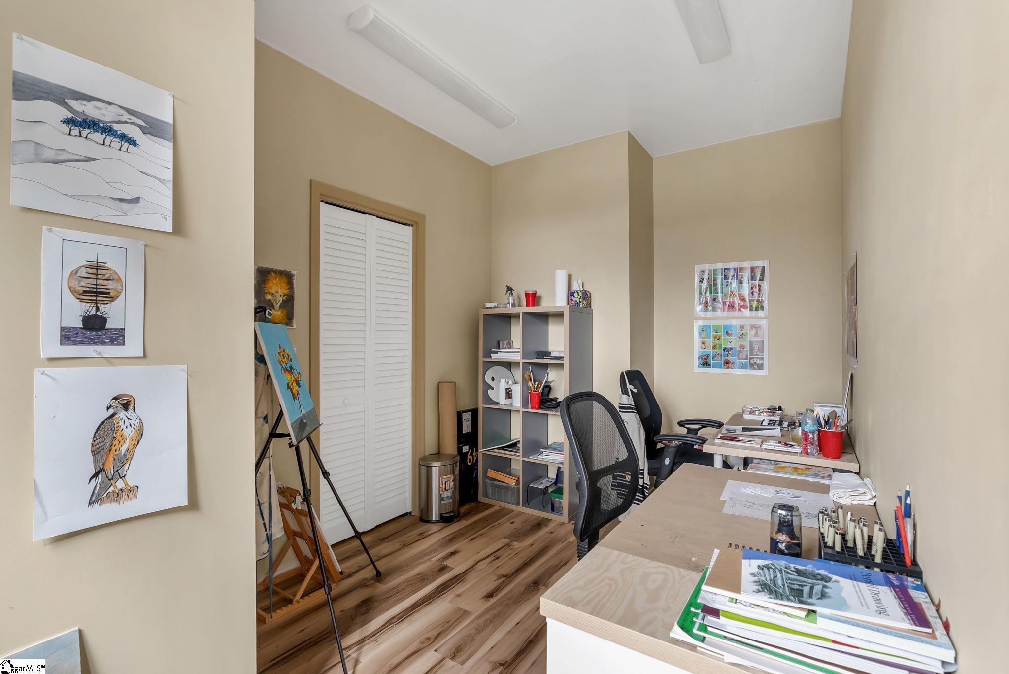 property viewer photo 41