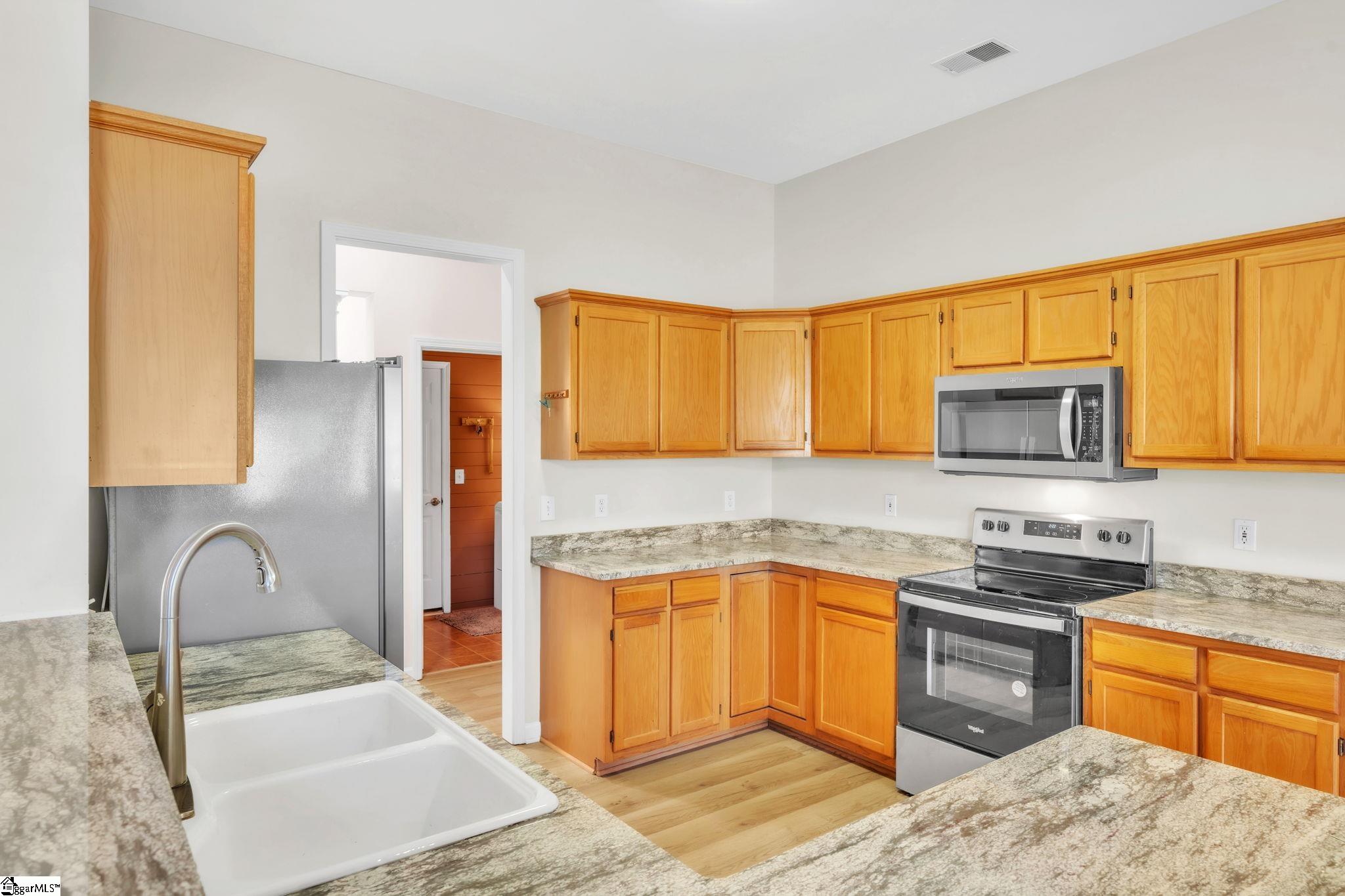 property viewer photo 12
