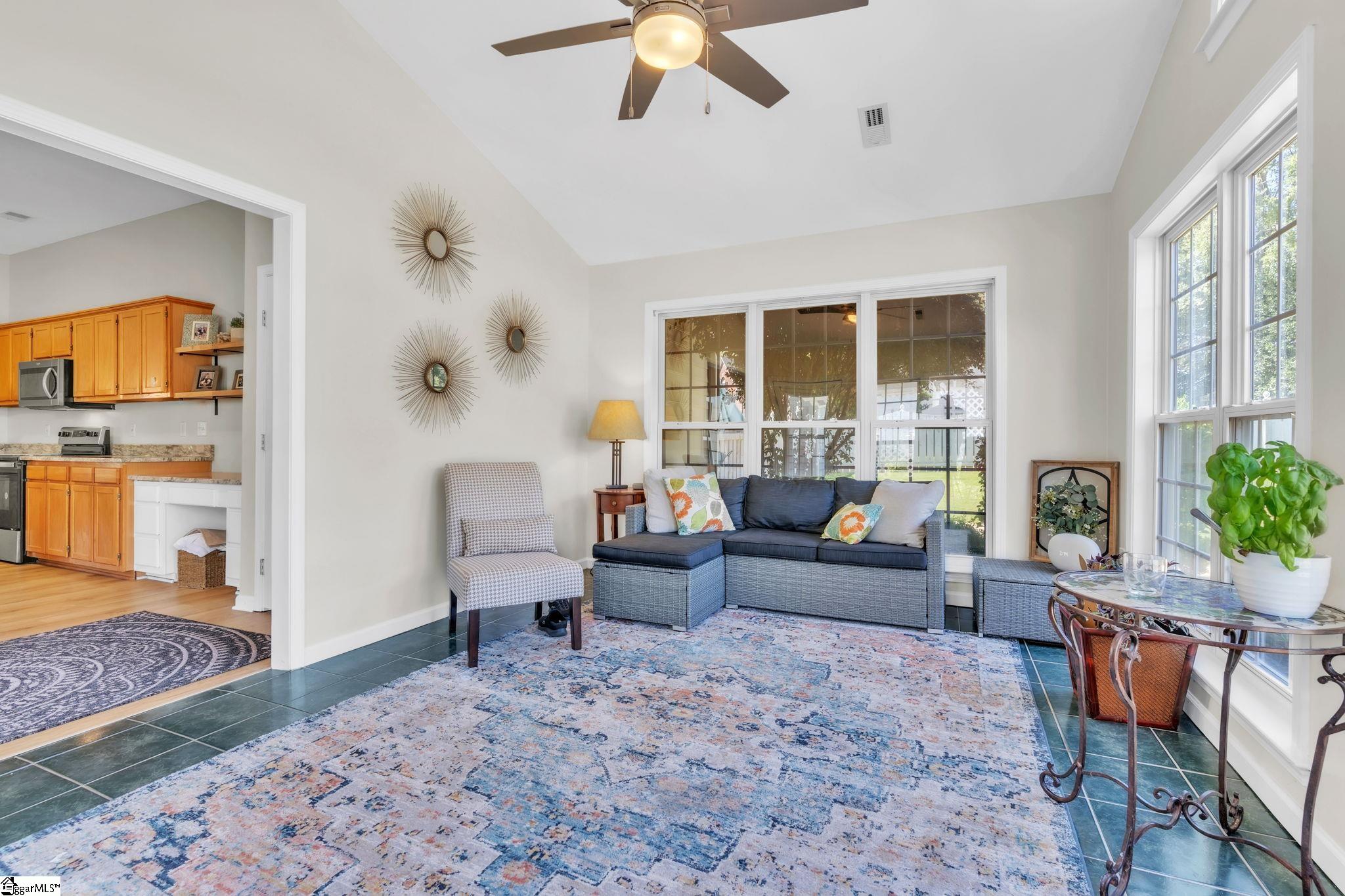 property viewer photo 14