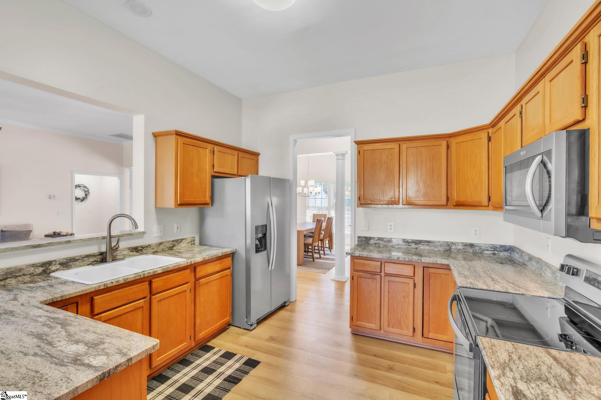 property viewer photo 2