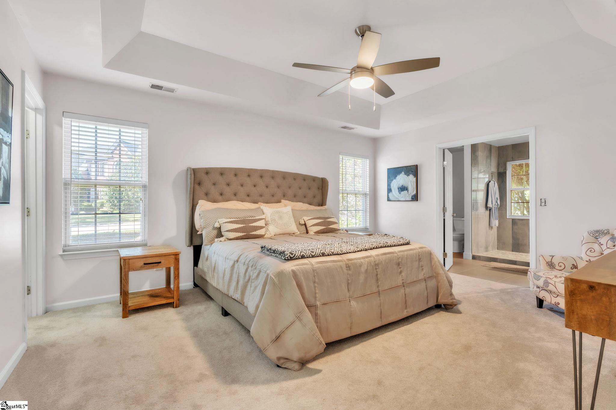 property viewer photo 3