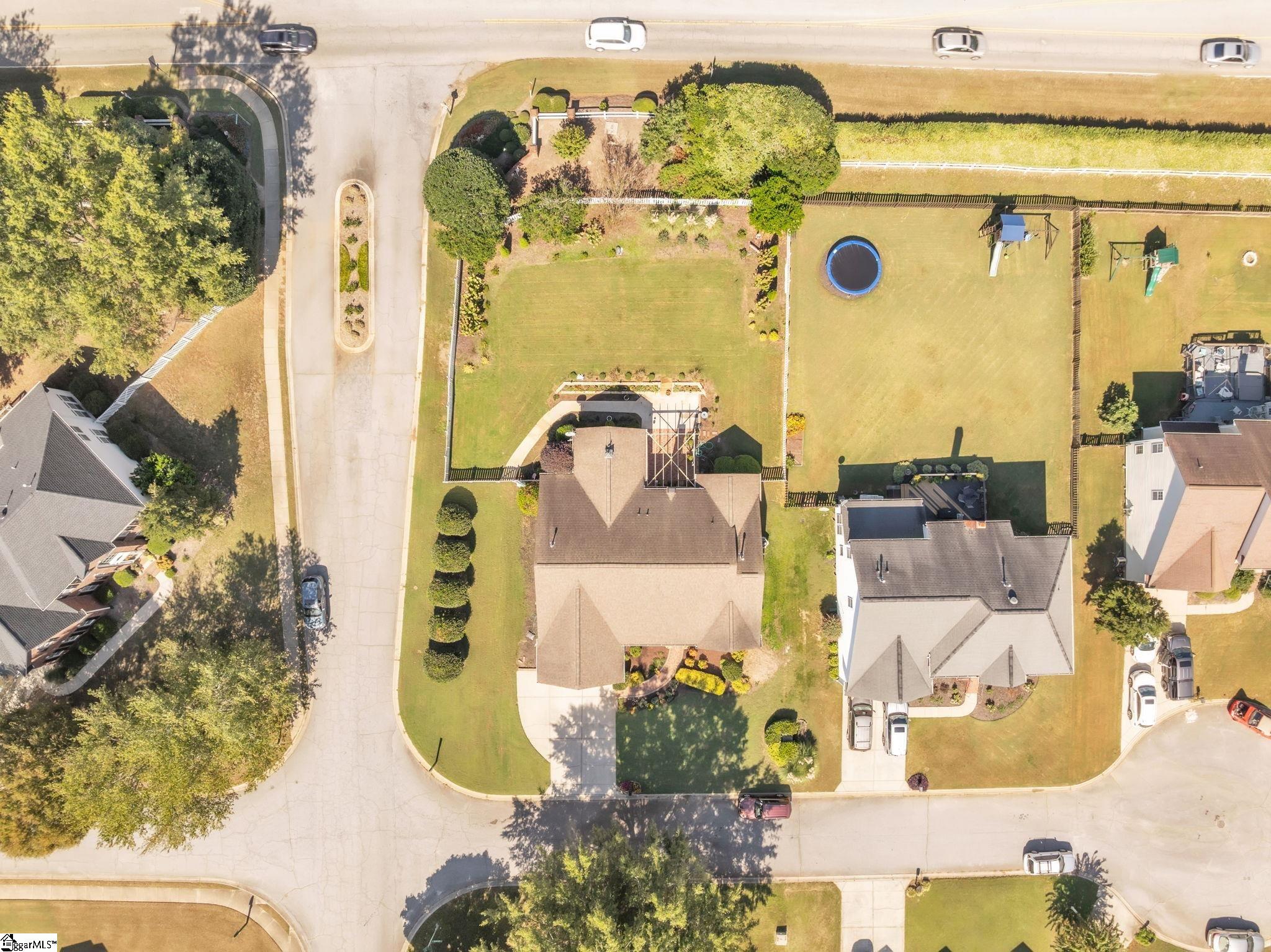 property viewer photo 37