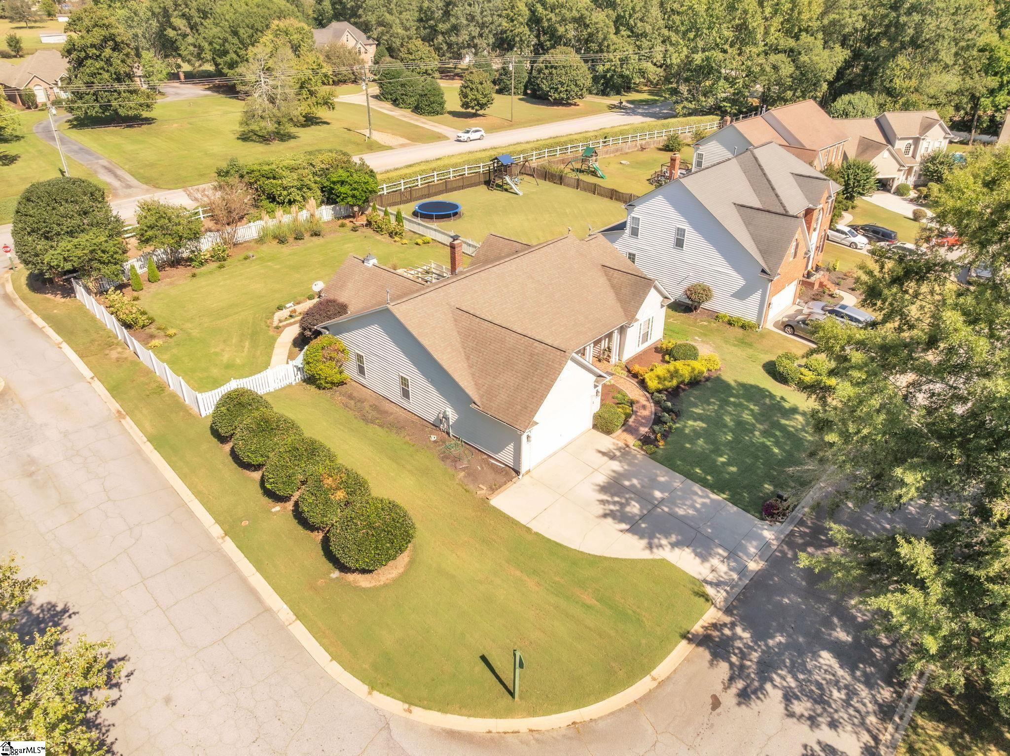 property viewer photo 40