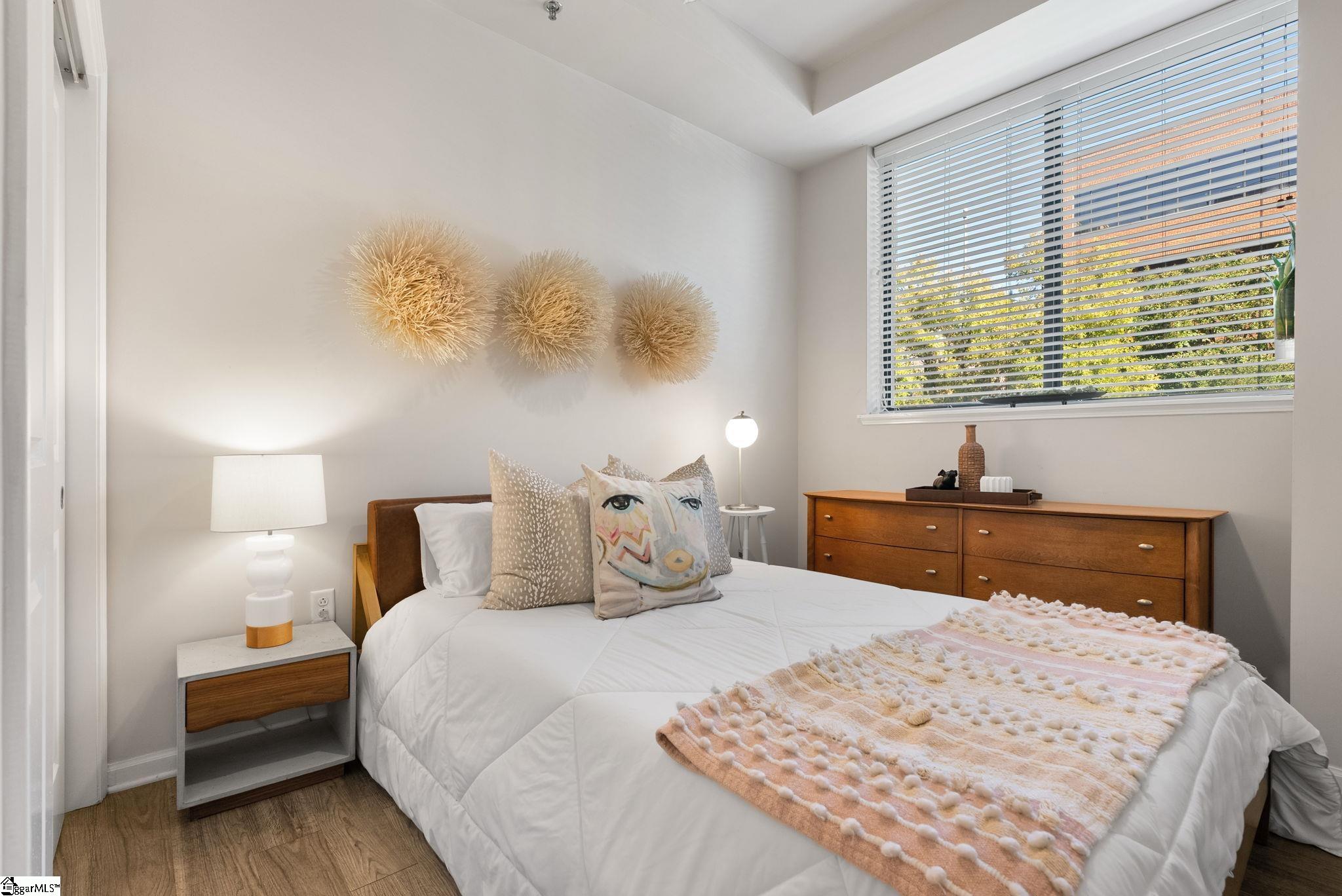 property viewer photo 20