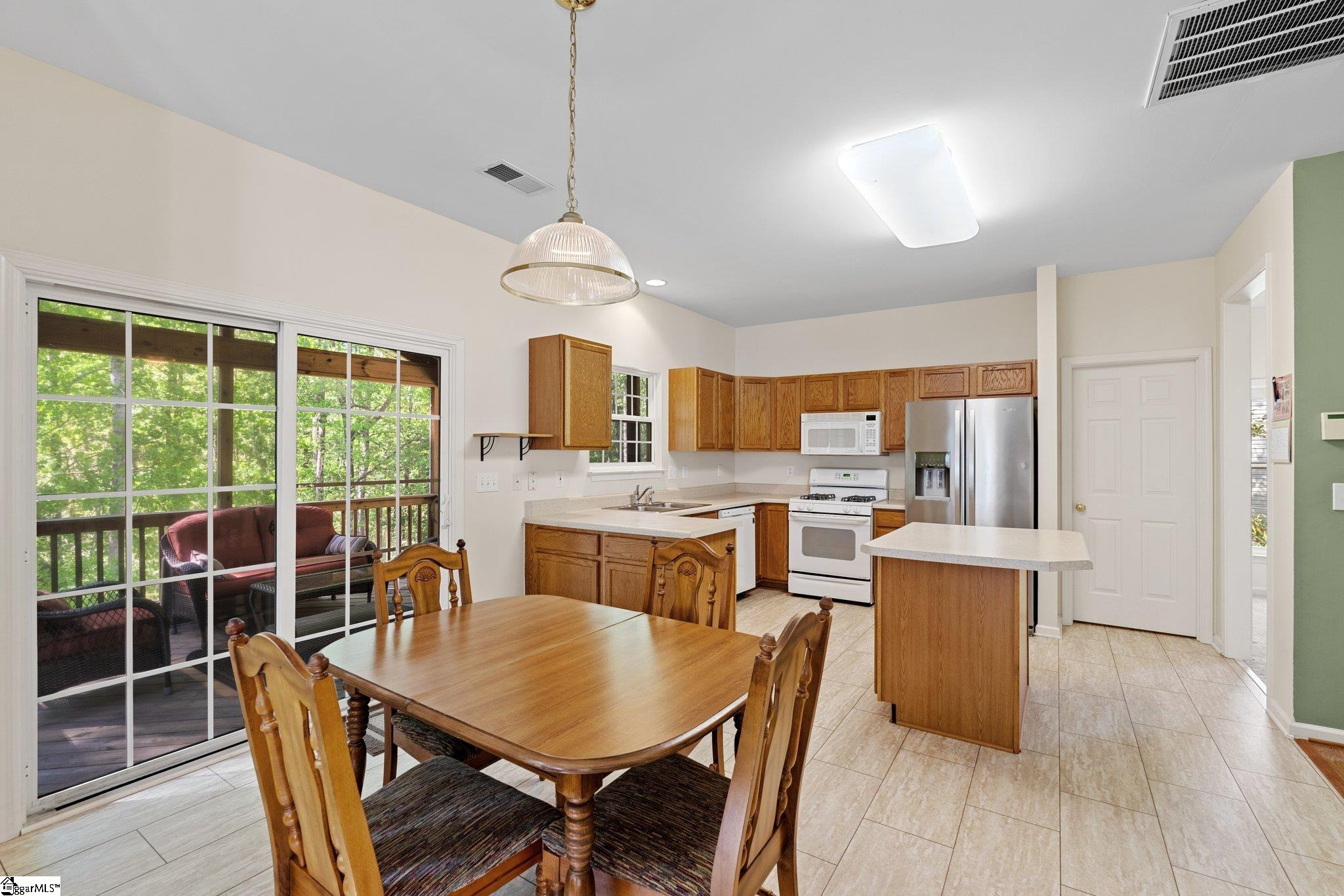property viewer photo 7