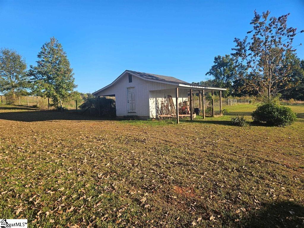 main property photo 45