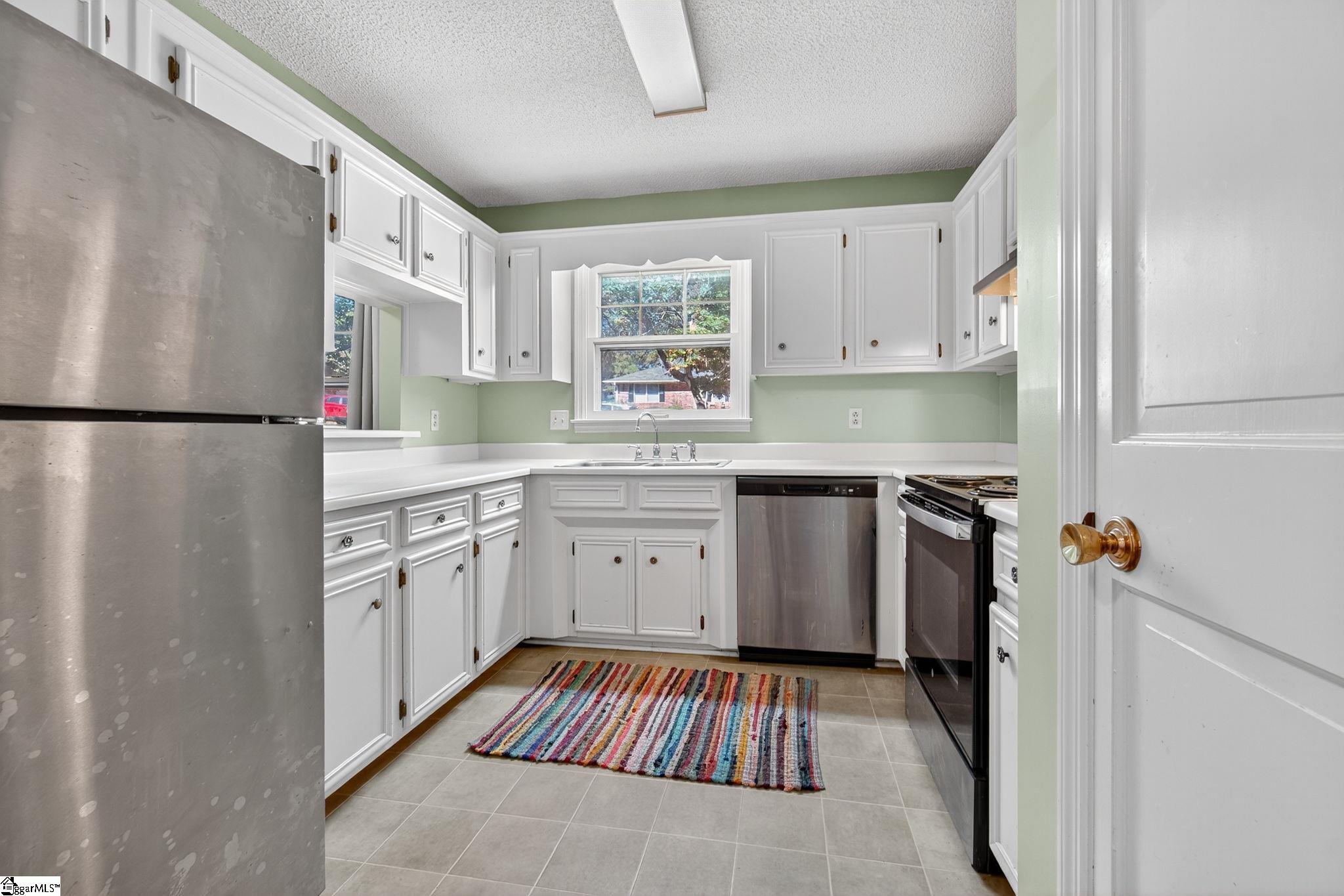 property viewer photo 7