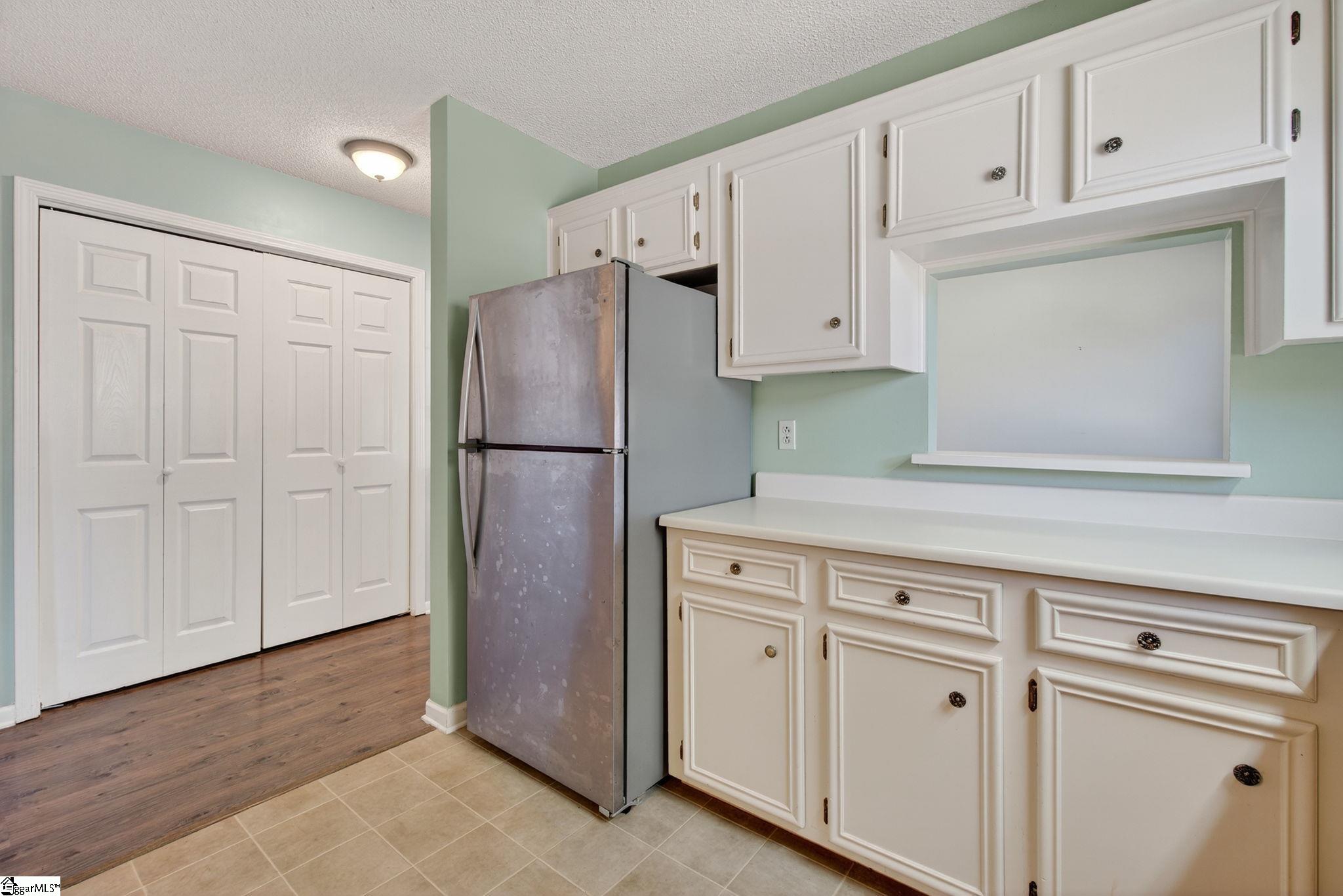 property viewer photo 9
