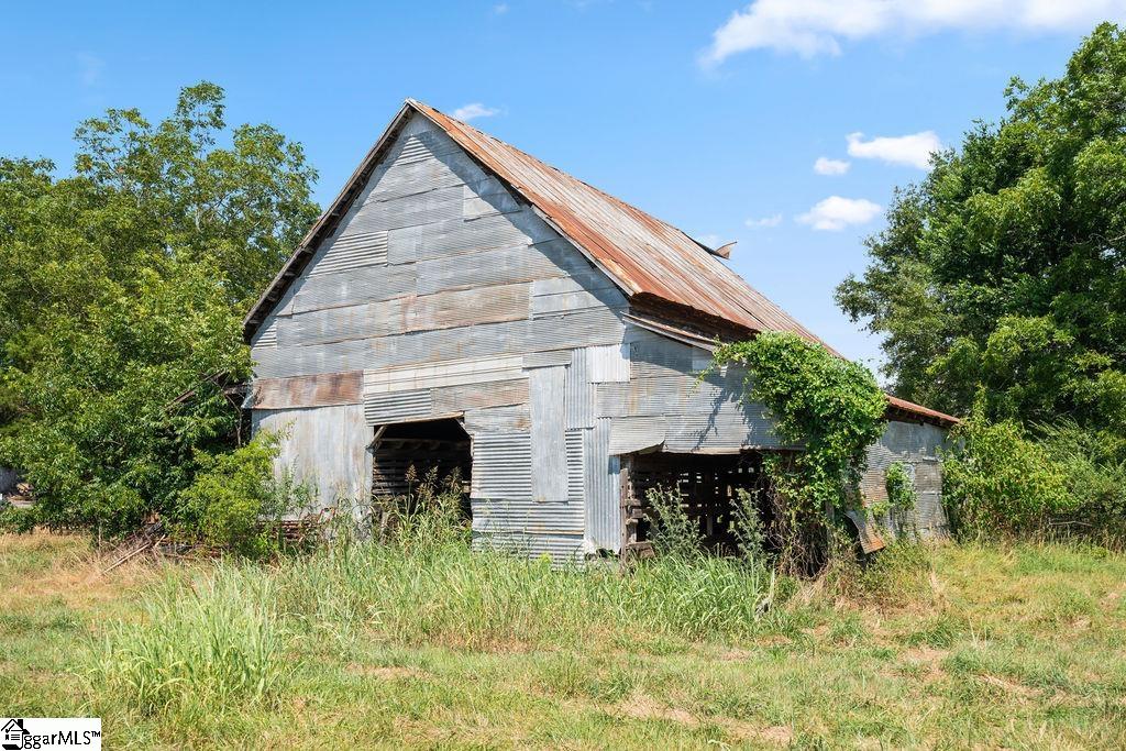 main property photo 47