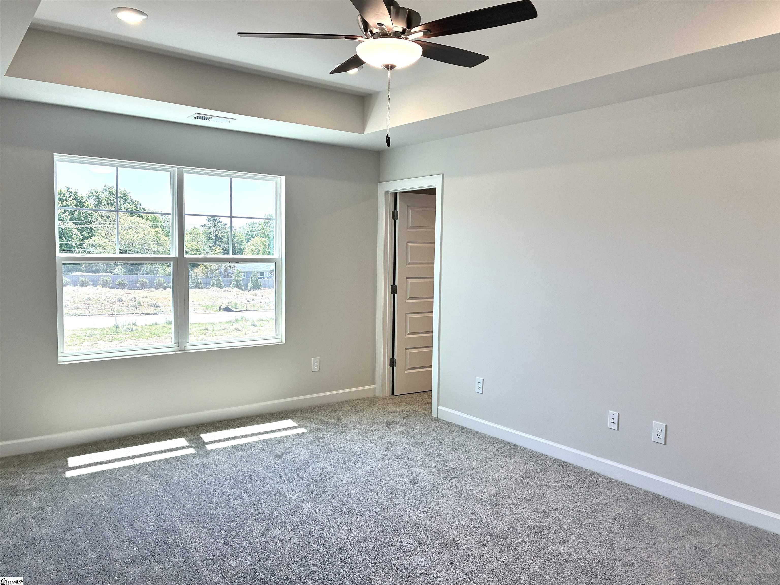 property viewer photo 12