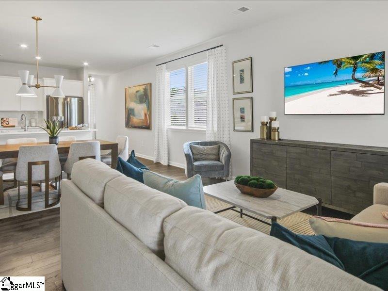 property viewer photo 7