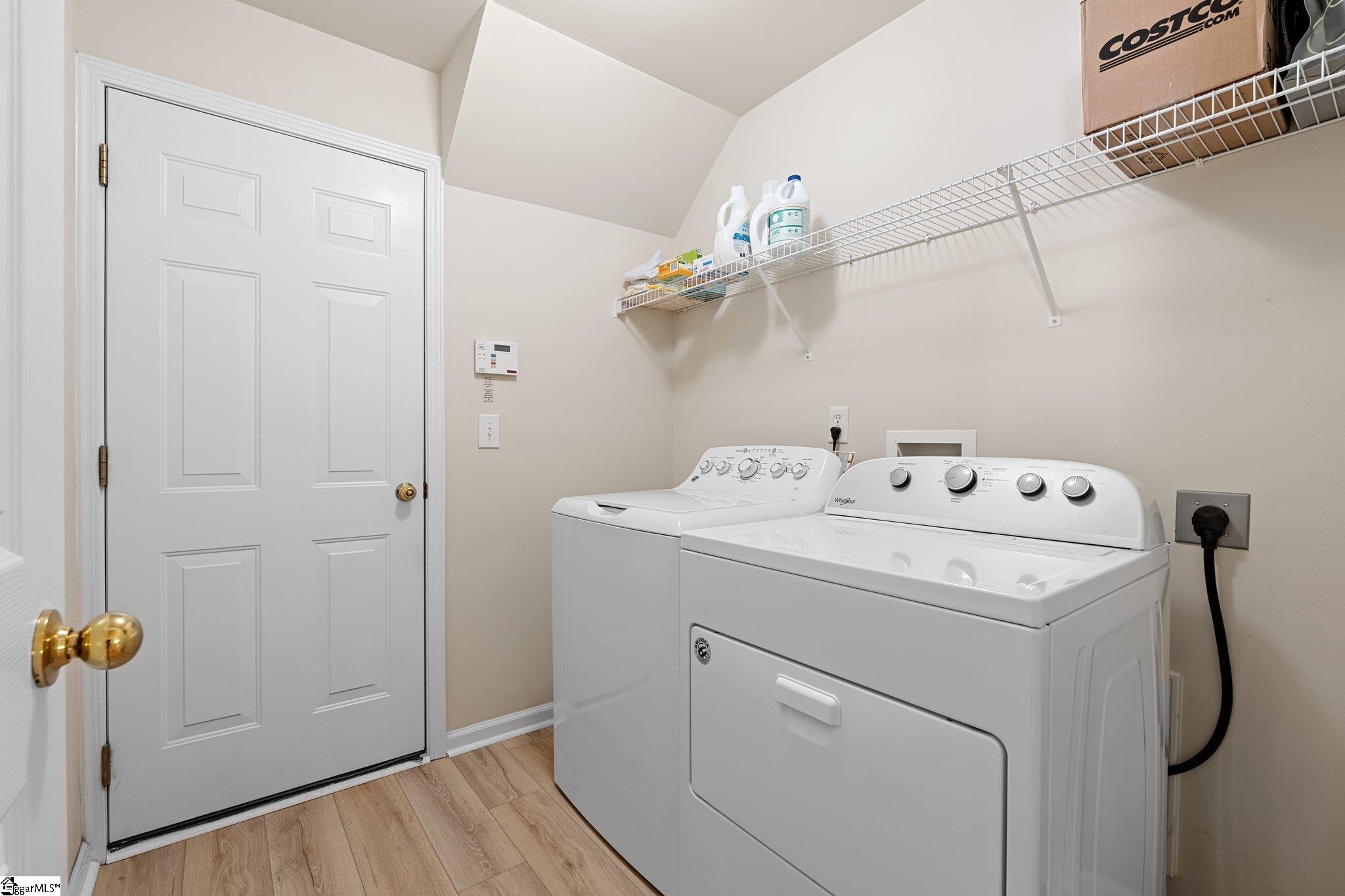property viewer photo 26