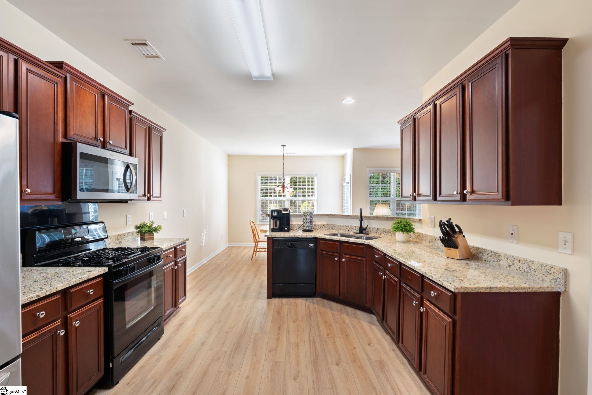 property viewer photo 4