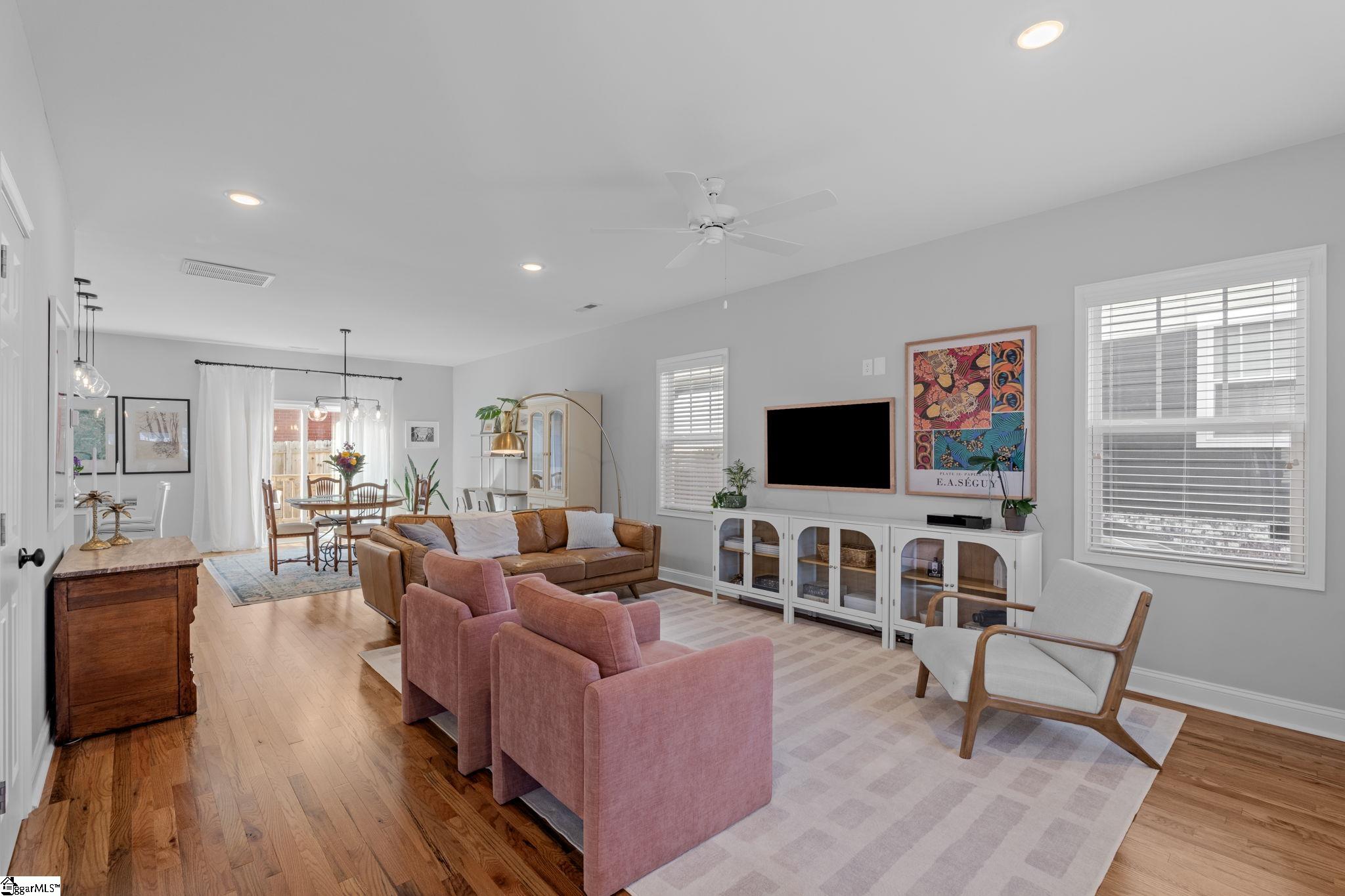 property viewer photo 14