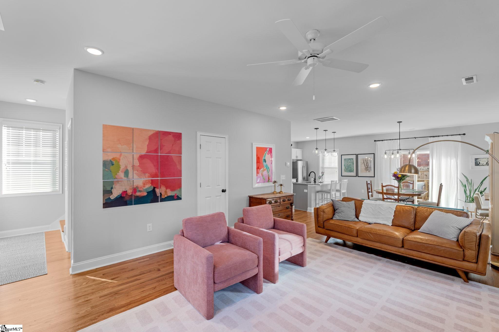 property viewer photo 15