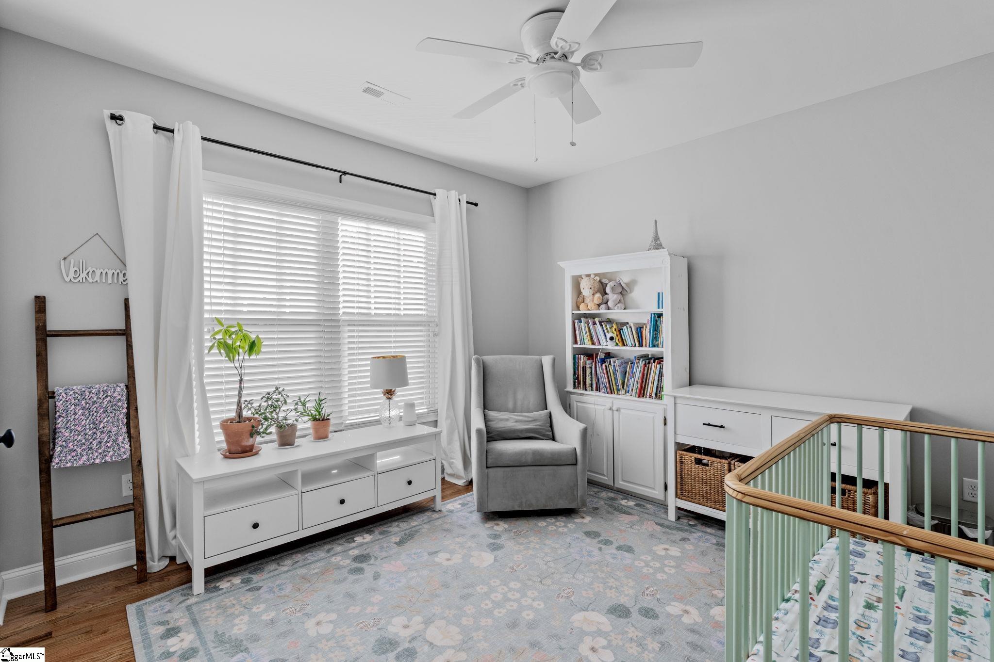 property viewer photo 22