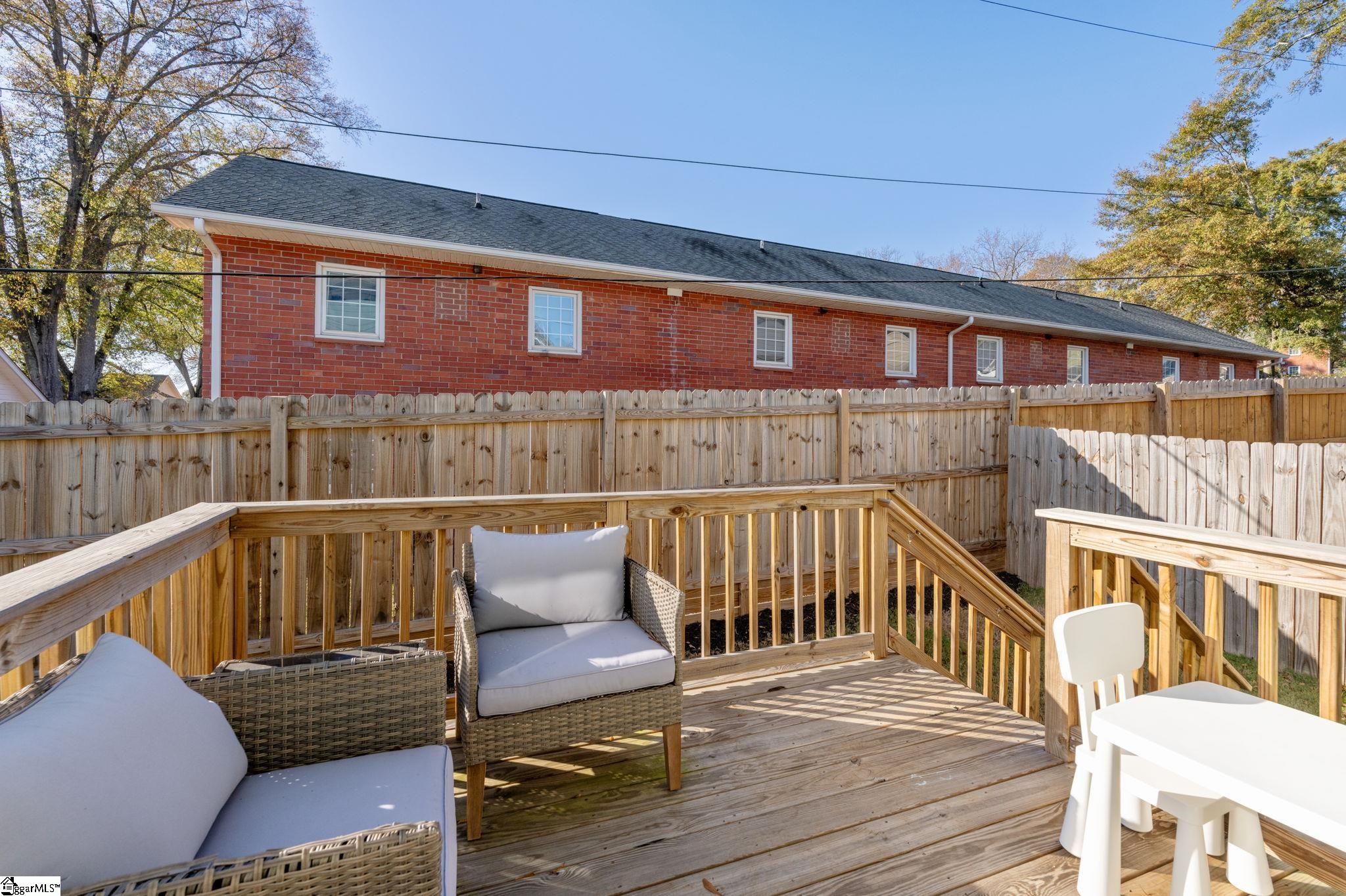 property viewer photo 25