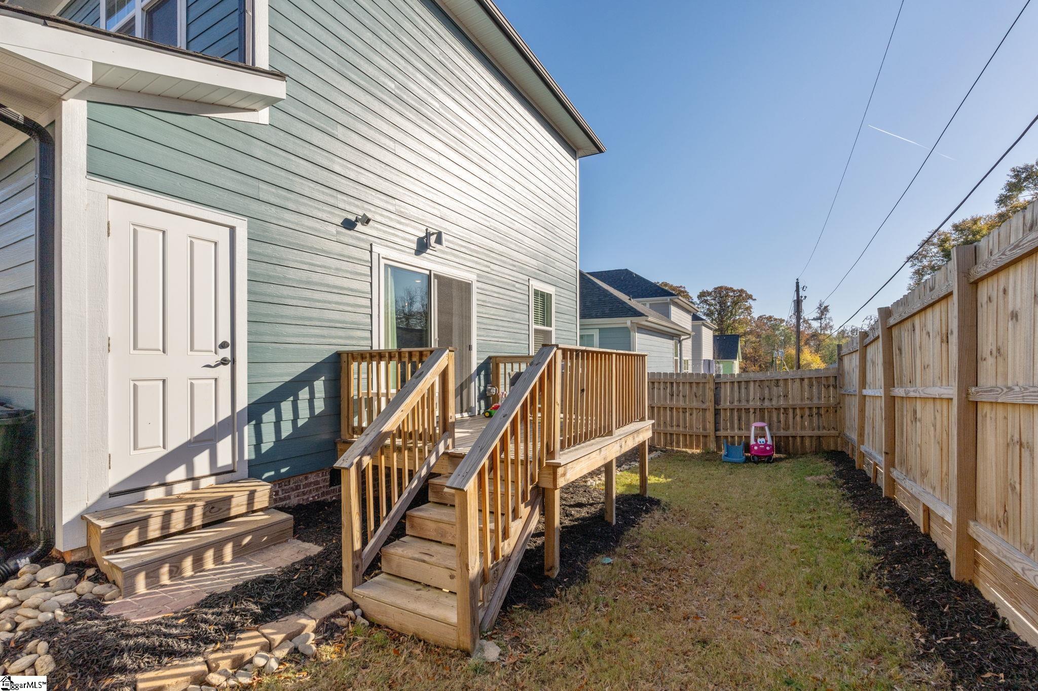 property viewer photo 26