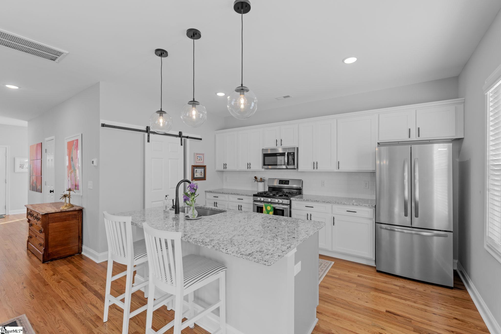 property viewer photo 6