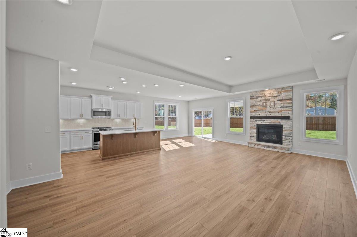 property viewer photo 10