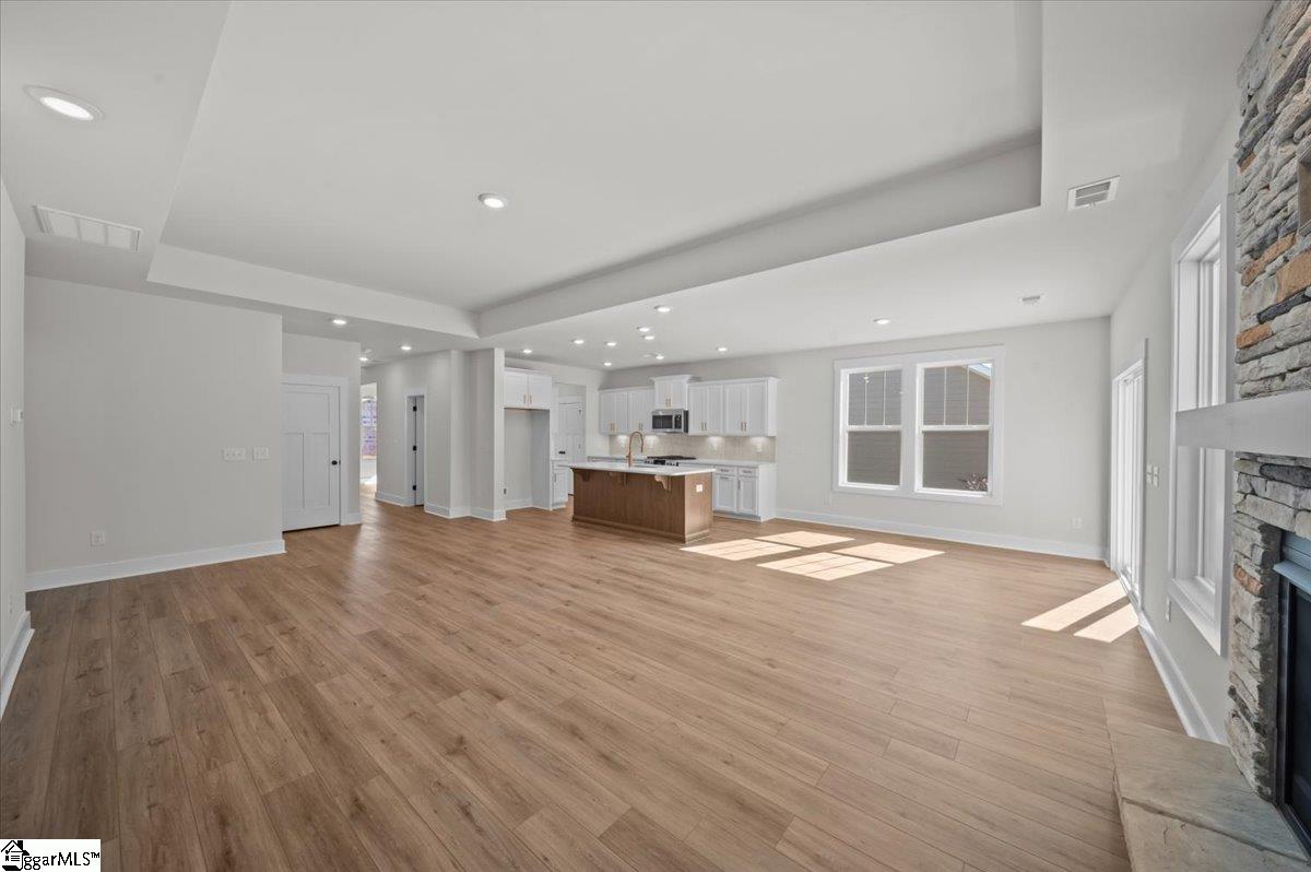 property viewer photo 11
