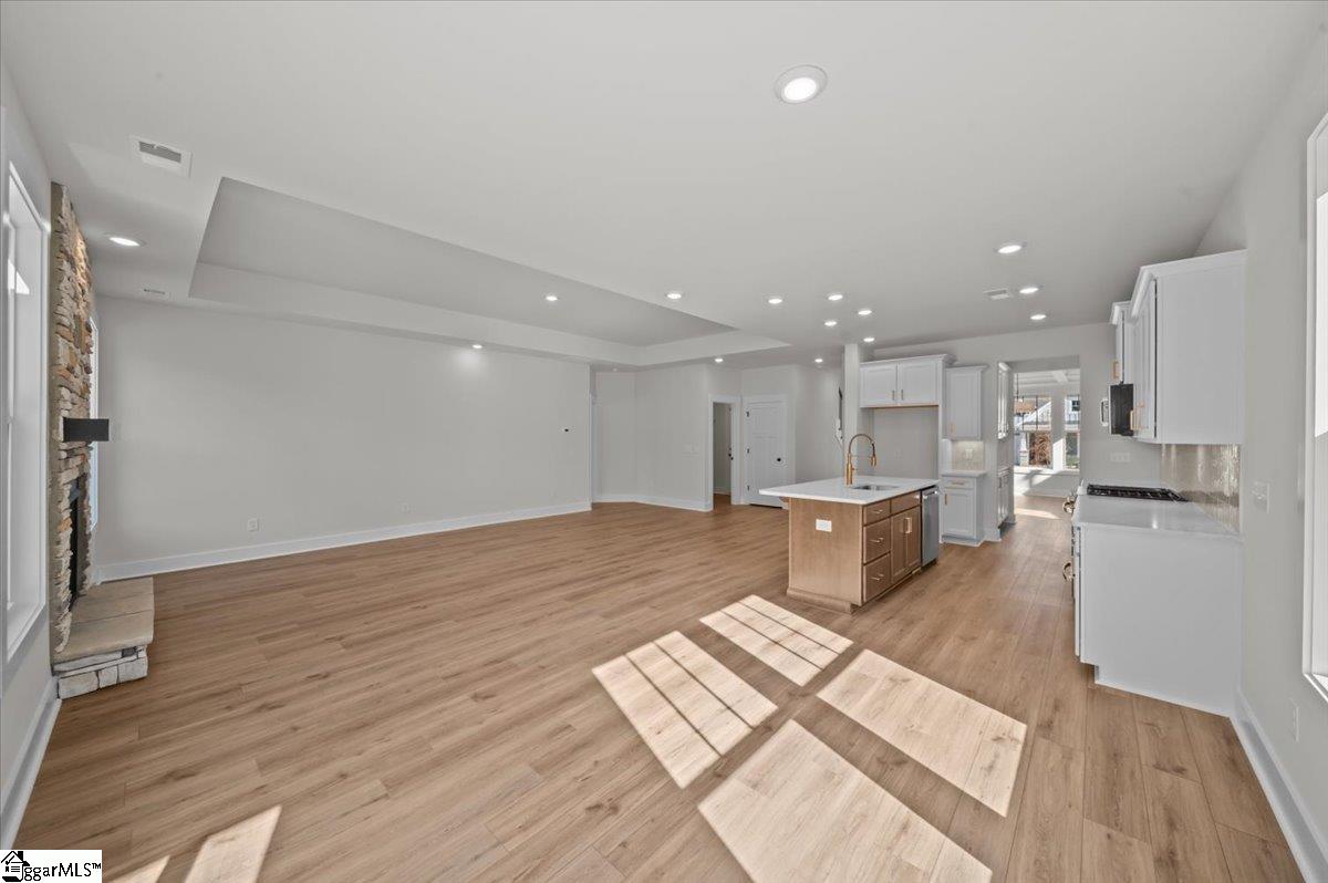 property viewer photo 12