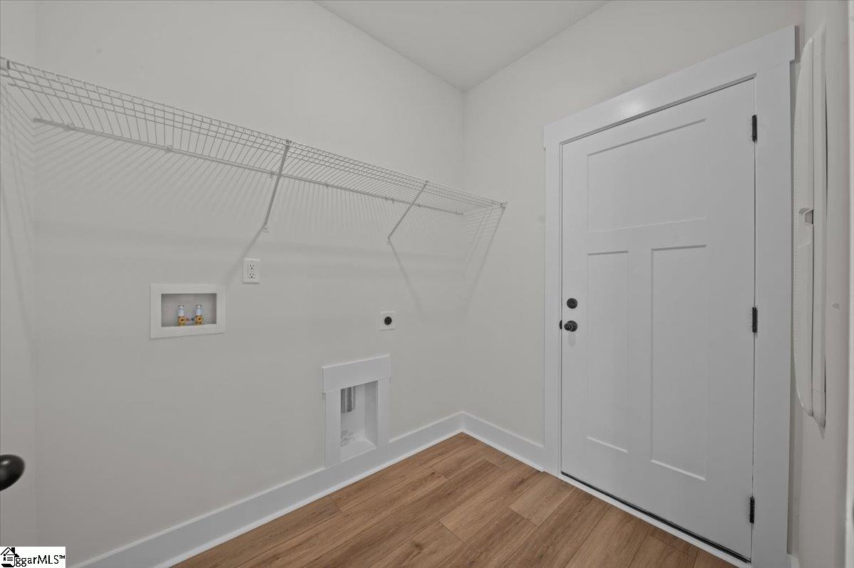 property viewer photo 18