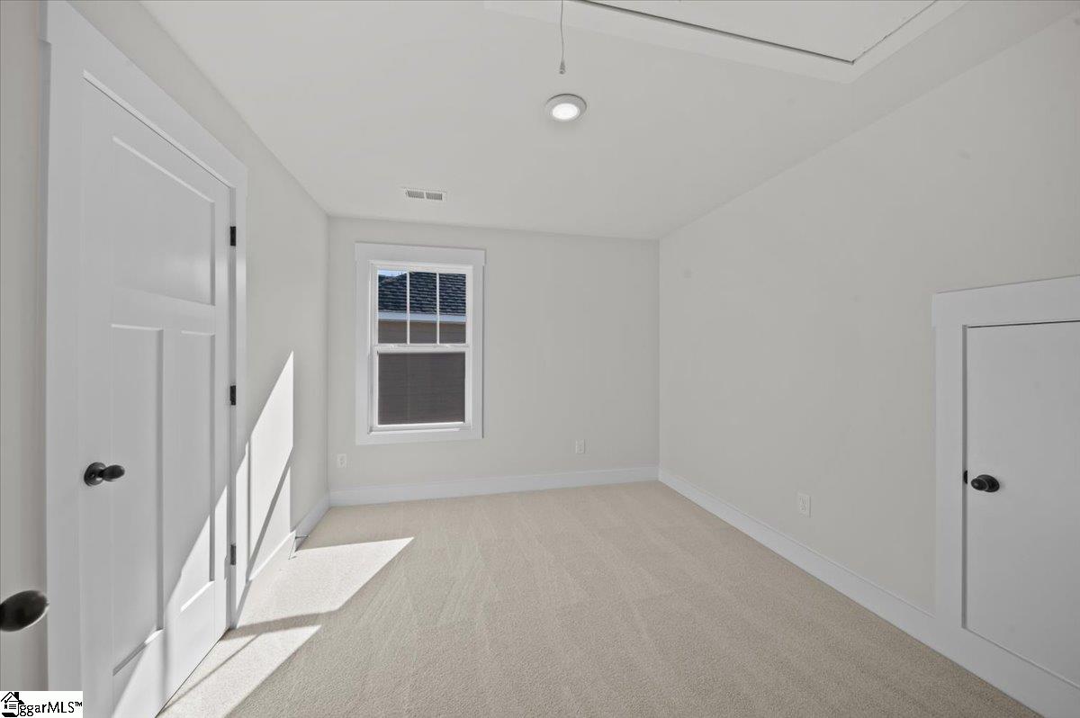 property viewer photo 25