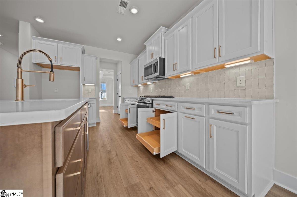 property viewer photo 6