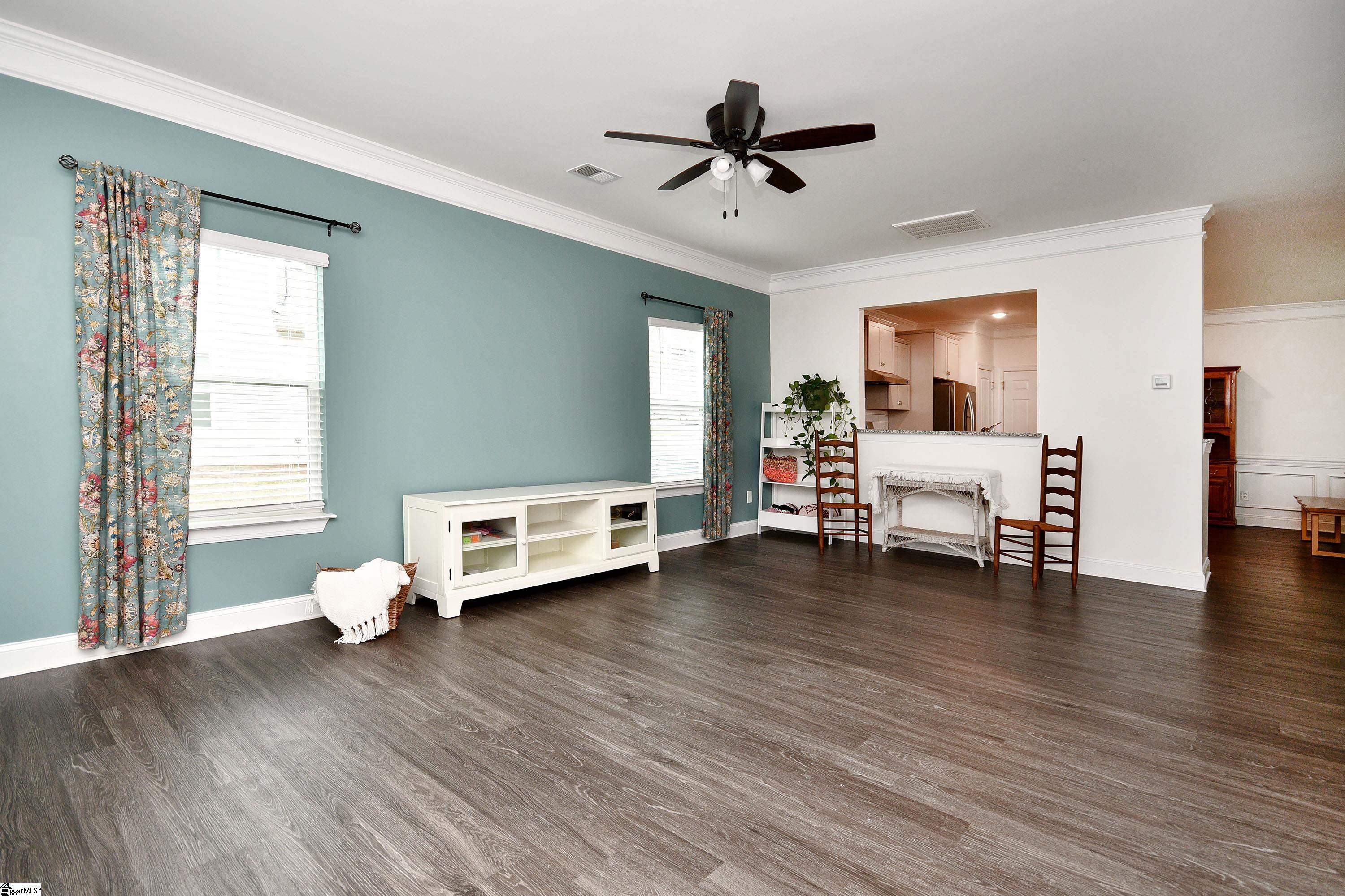 property viewer photo 12